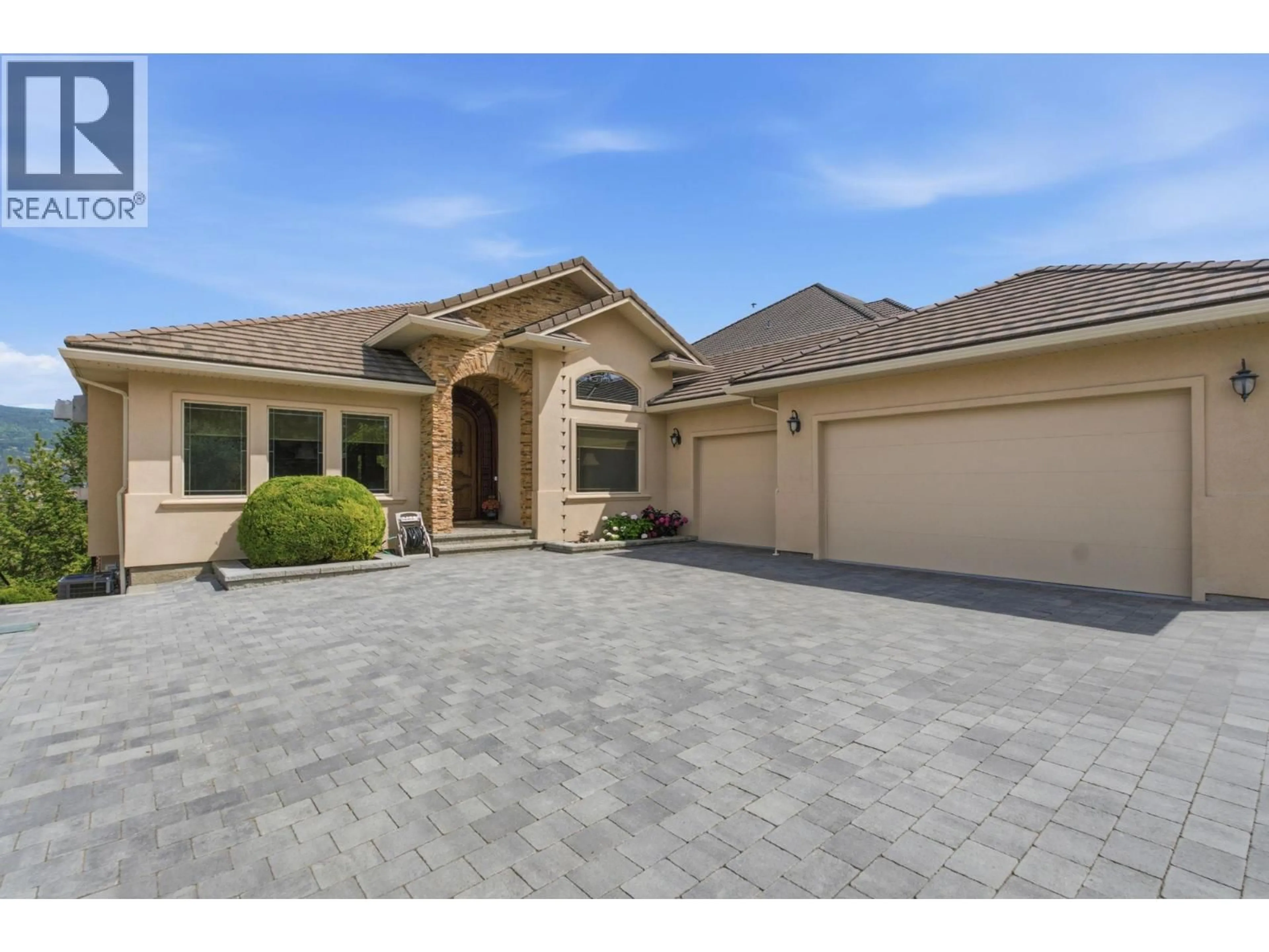 Unknown for 2109 CAPISTRANO DRIVE, Kelowna British Columbia V1V2N1