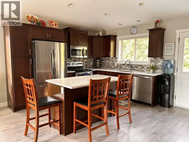2906 BENTLEY ROAD, West Kelowna 3