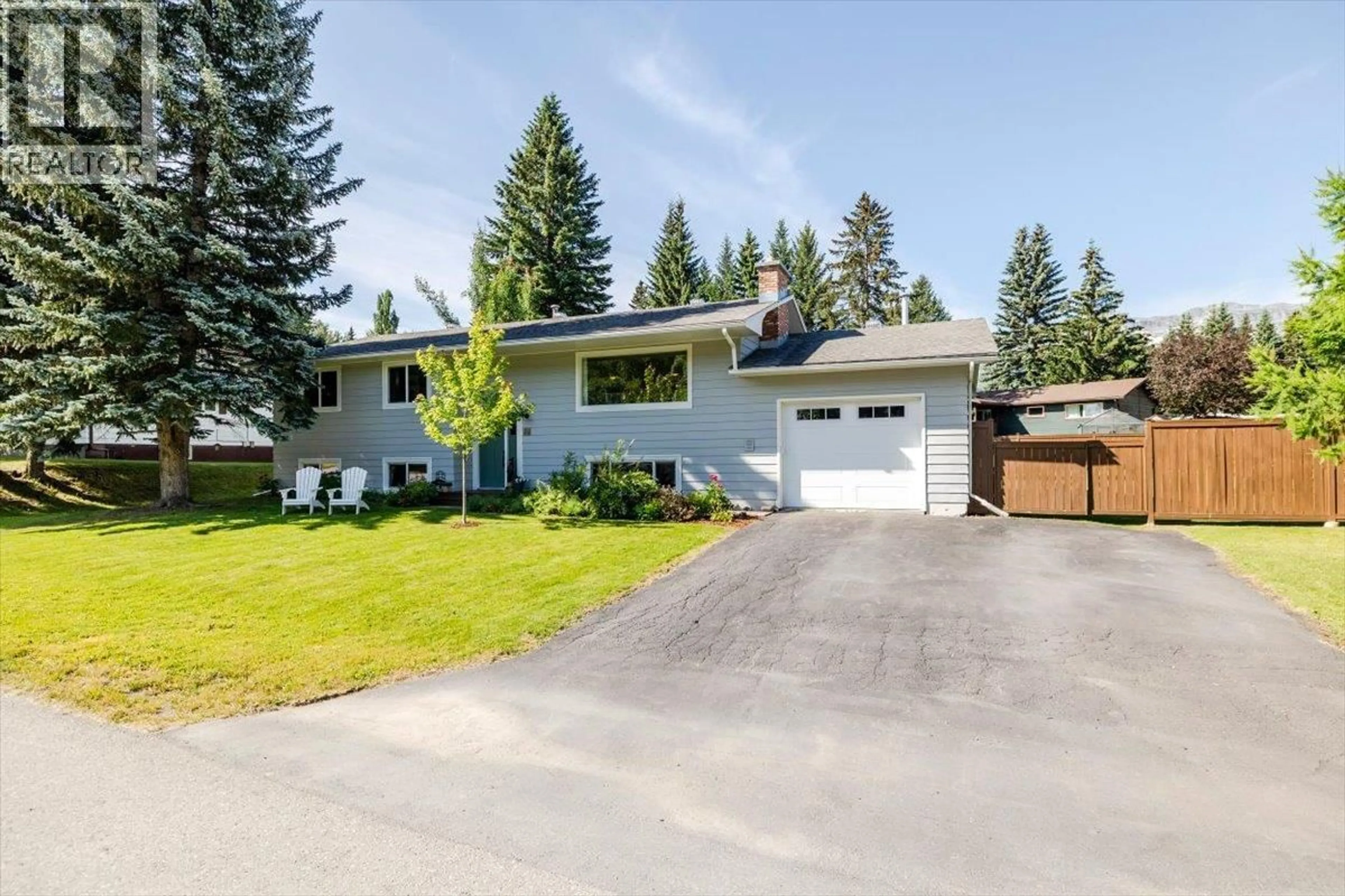 A pic from outside/outdoor area/front of a property/back of a property/a pic from drone, street for 22 ELKVIEW CRESCENT, Fernie British Columbia V0B1M3