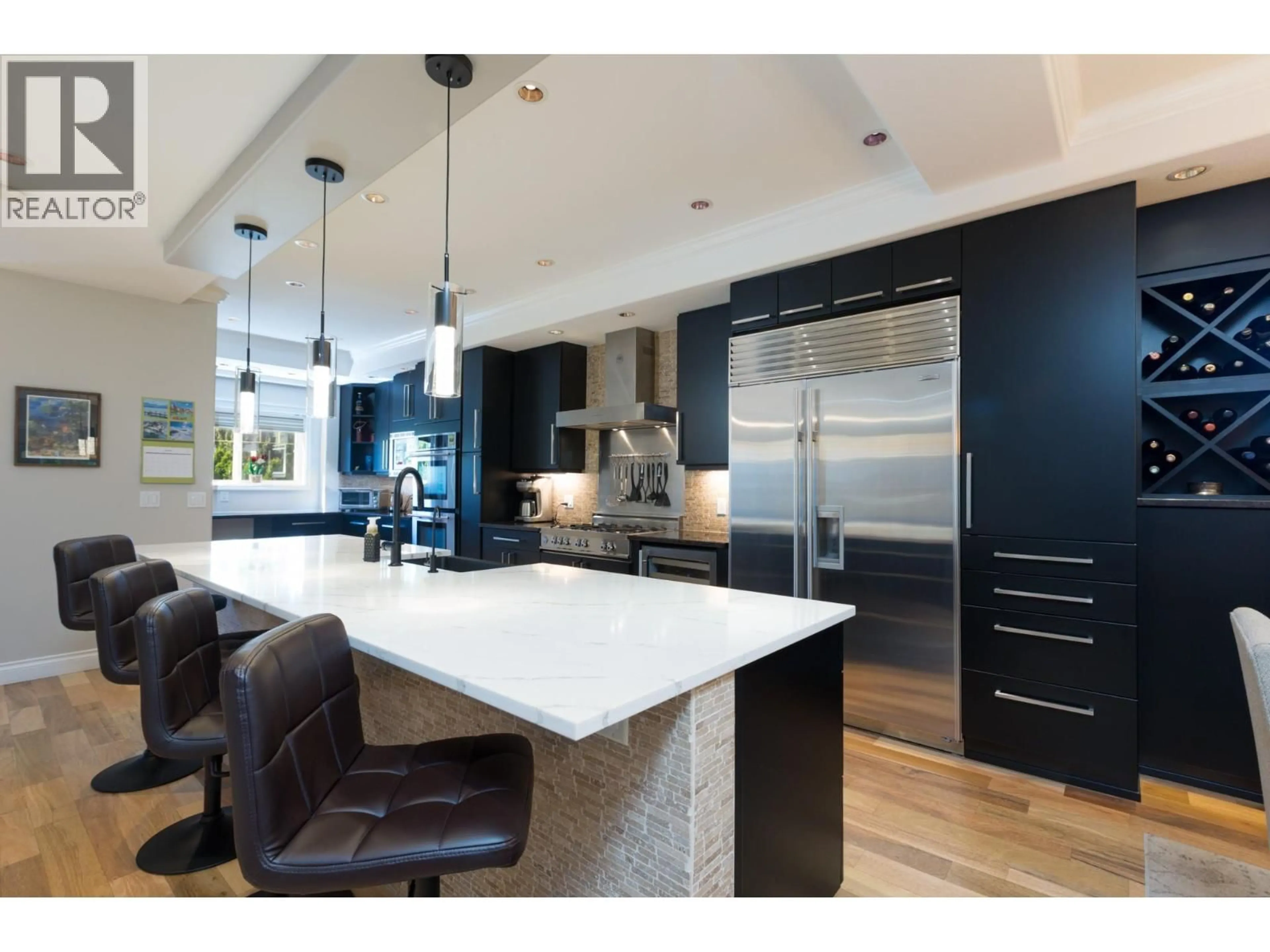 Contemporary kitchen, unknown for 101 - 550 ELLIOT AVENUE, Kelowna British Columbia V1Y5S8