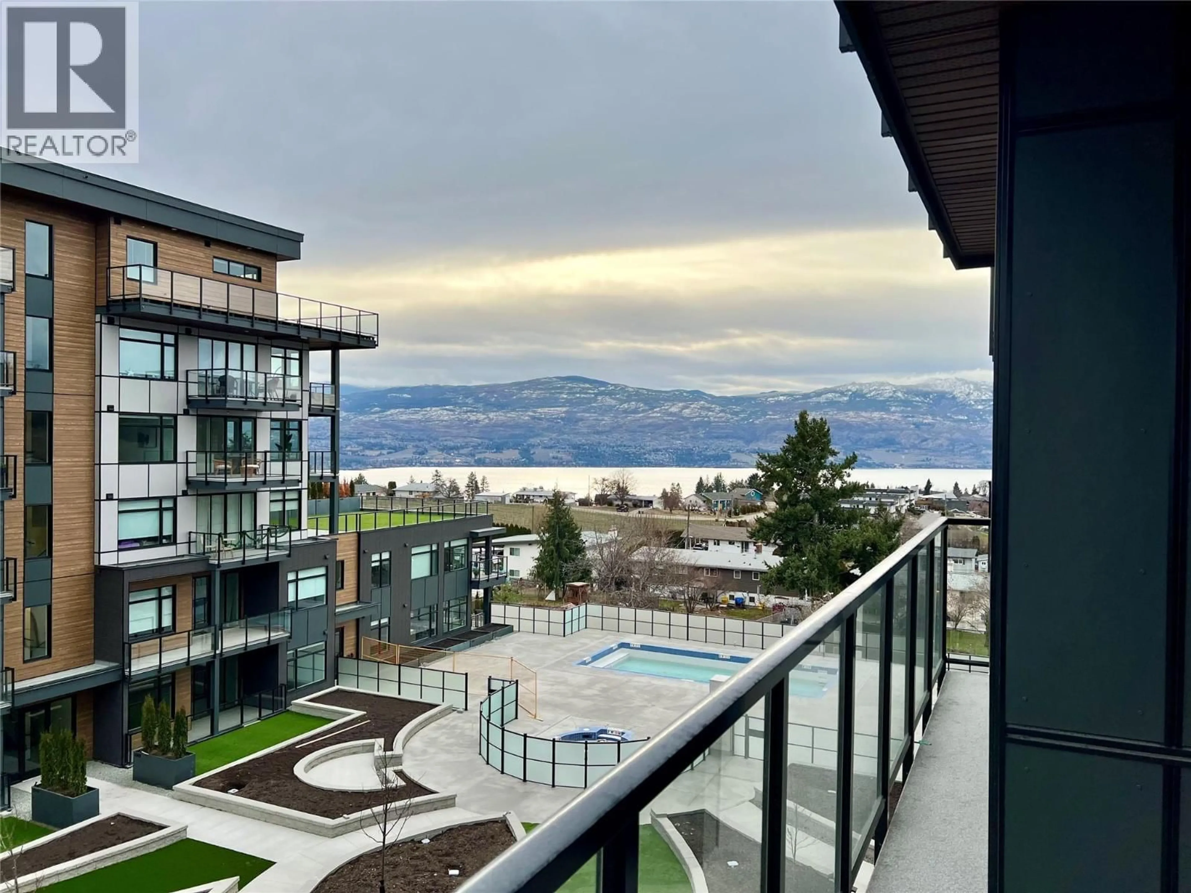 Unknown for 407 - 2760 OLLALA ROAD, West Kelowna British Columbia V1Z2A9