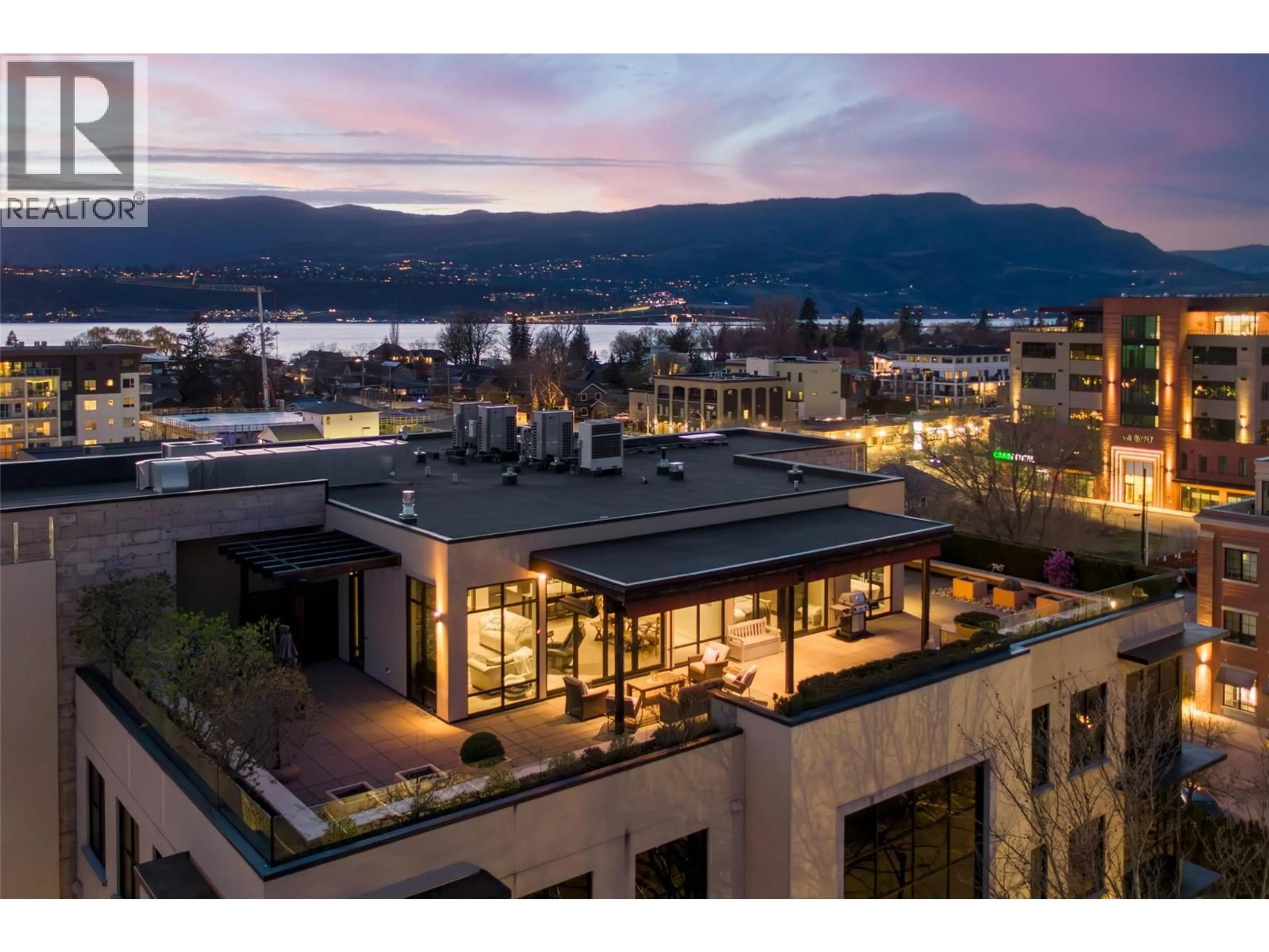 A pic from outside/outdoor area/front of a property/back of a property/a pic from drone, mountain view for 501 - 550 WEST AVENUE, Kelowna British Columbia V1Y4Z4
