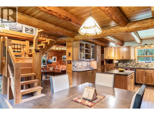 2622 95 HIGHWAY SOUTH, Golden 5