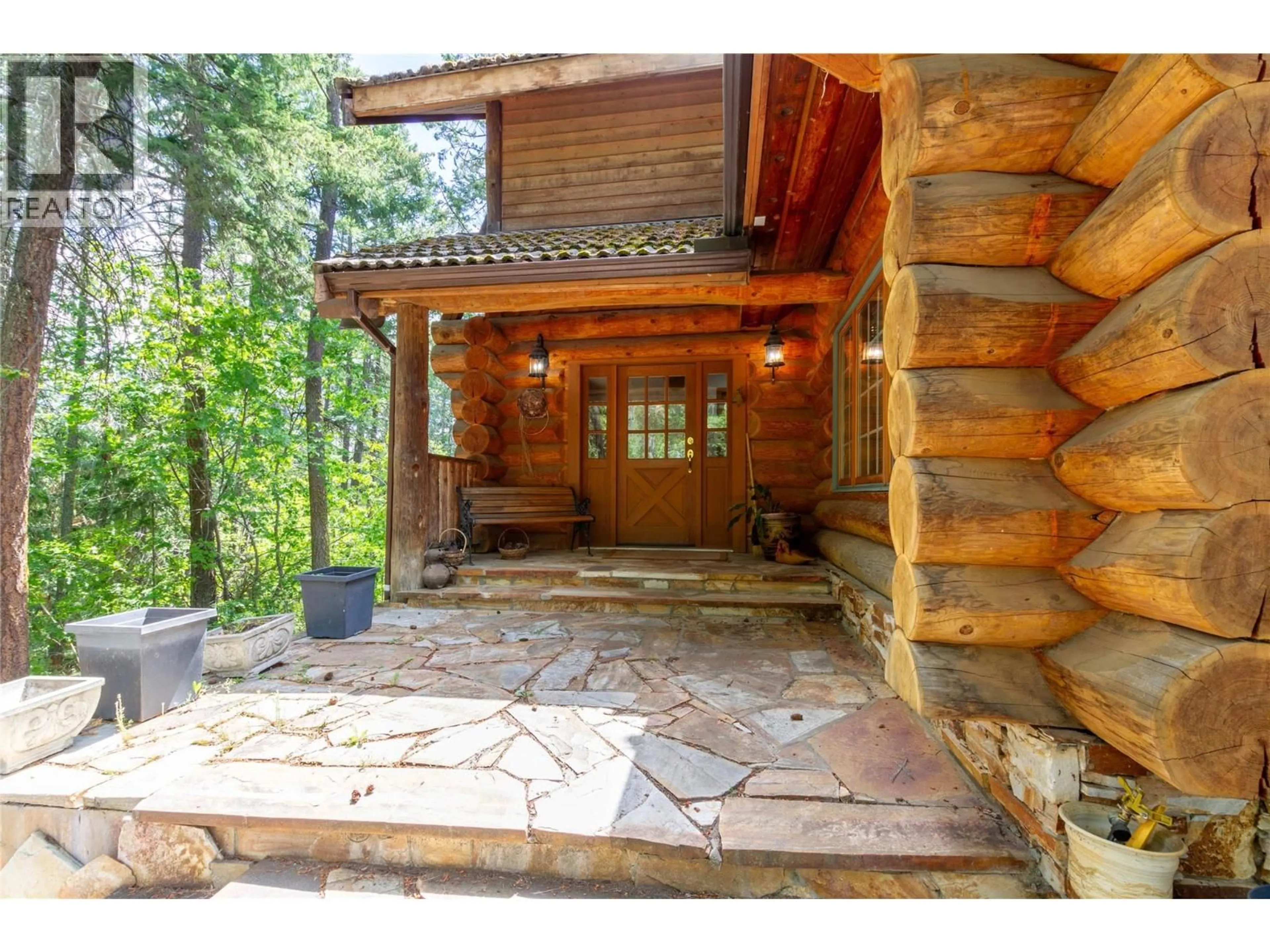 Indoor entryway for 7804 SILVER STAR ROAD, Vernon British Columbia V1B3N2