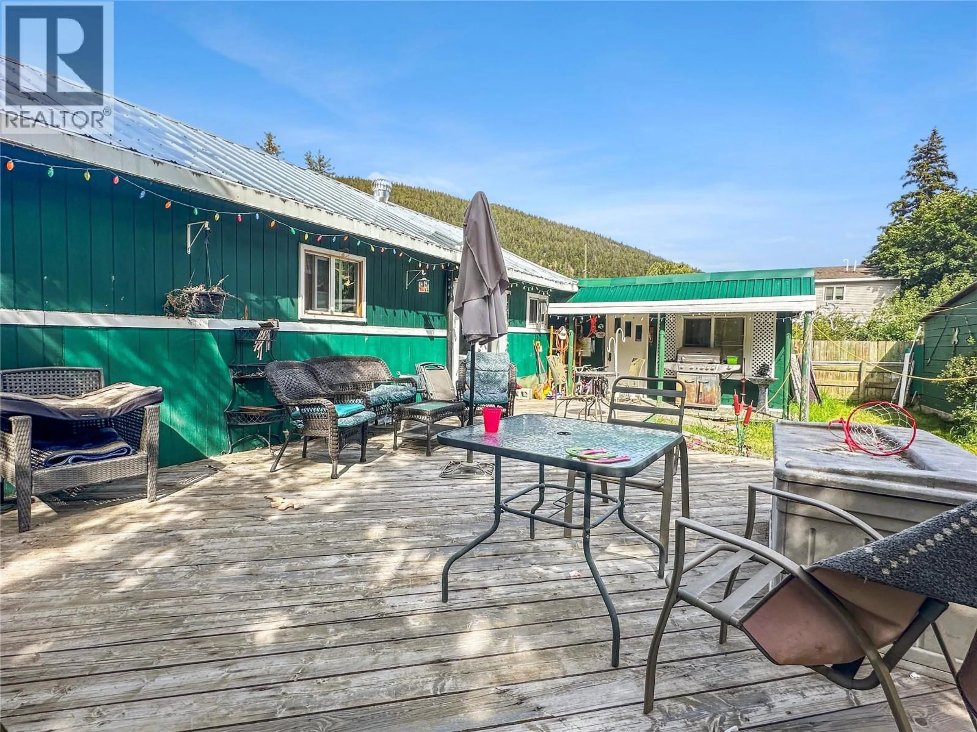 Patio, mountain view for 387 PARRISH AVENUE, Coalmont-Tulameen British Columbia V0X1W0