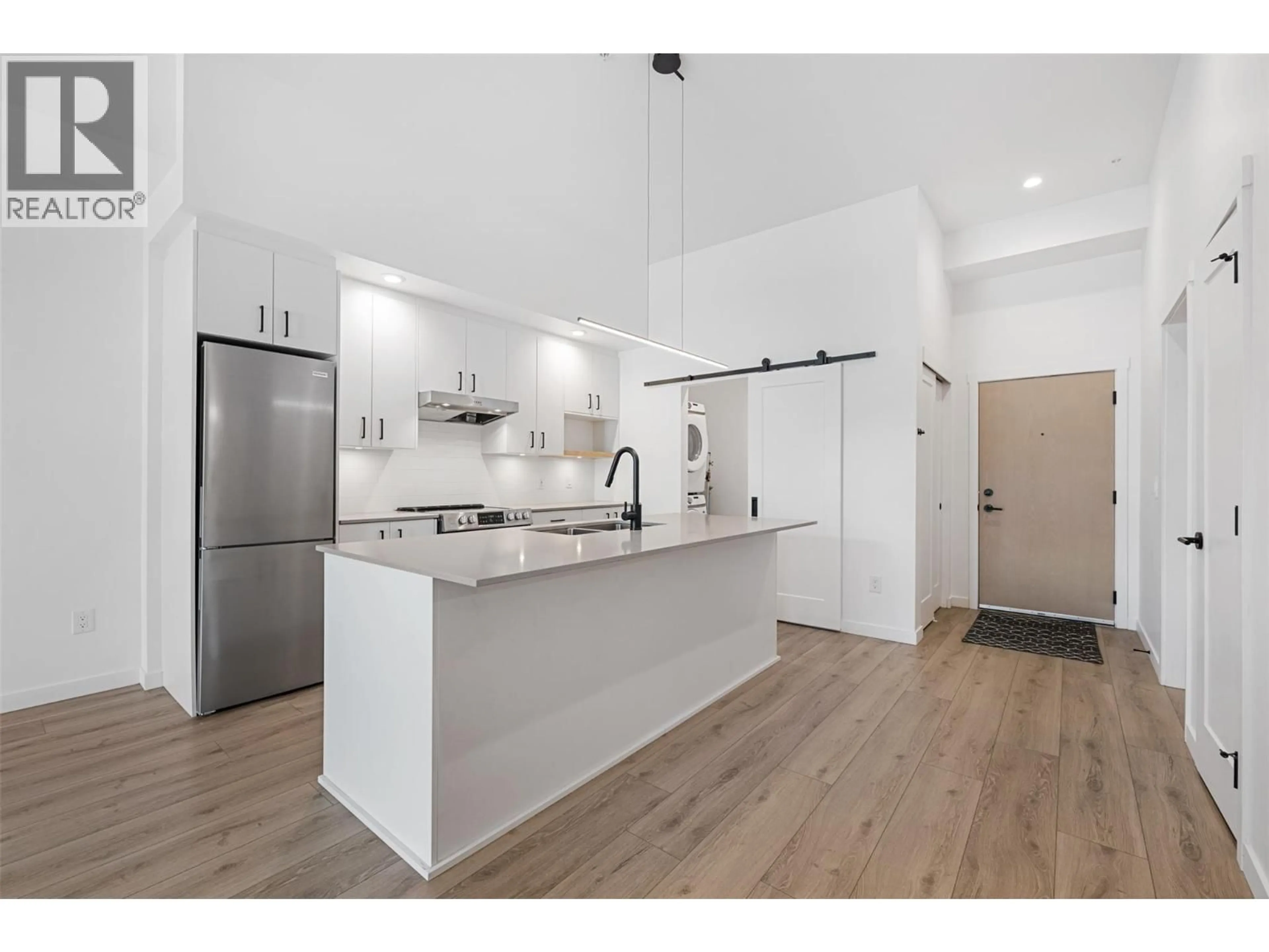 Open concept kitchen, unknown for 111 - 660 CAWSTON AVENUE, Kelowna British Columbia V1Y9M1