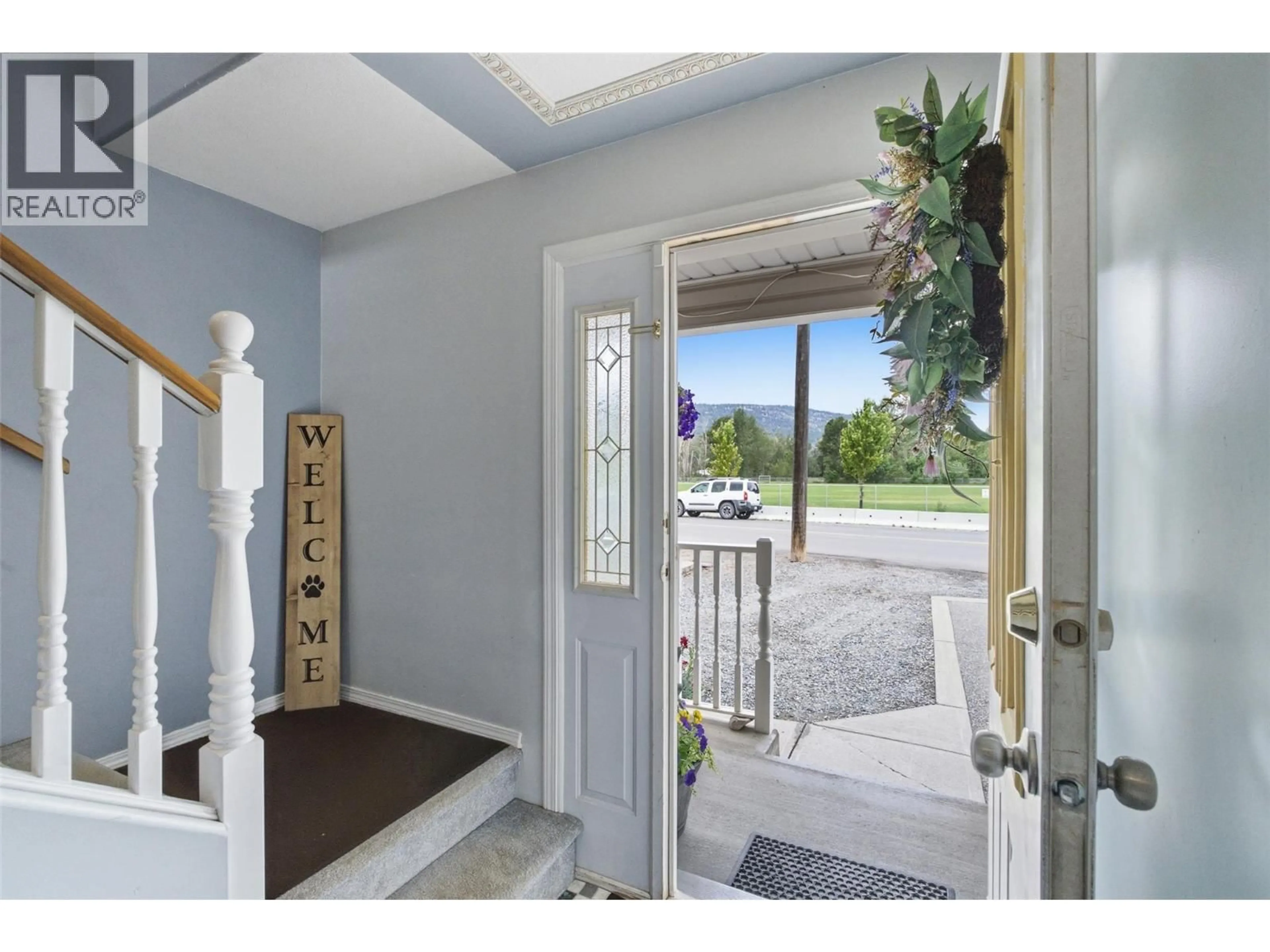 Indoor entryway for 1376 VOGHT STREET, Merritt British Columbia V1K1B8