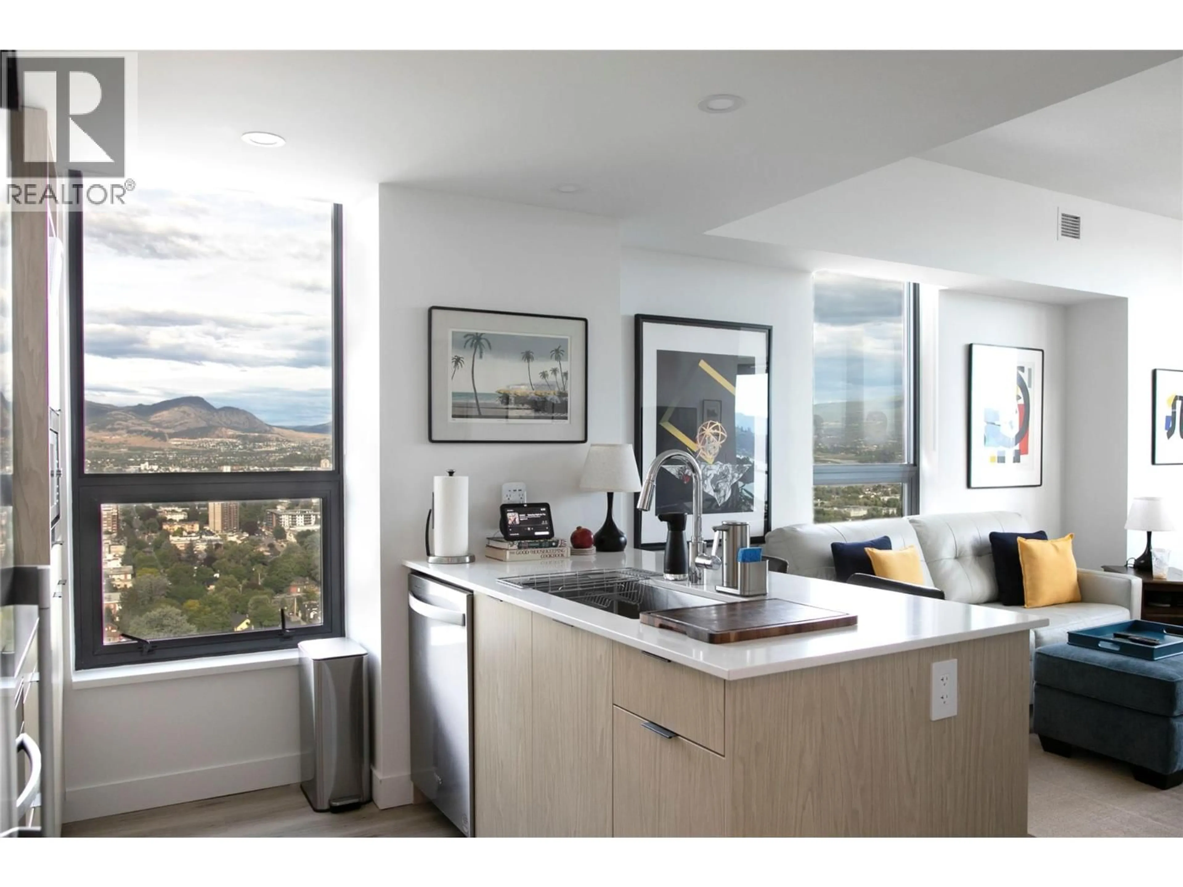 Unknown for 3005 - 1488 BERTRAM STREET, Kelowna British Columbia V1Y0M6