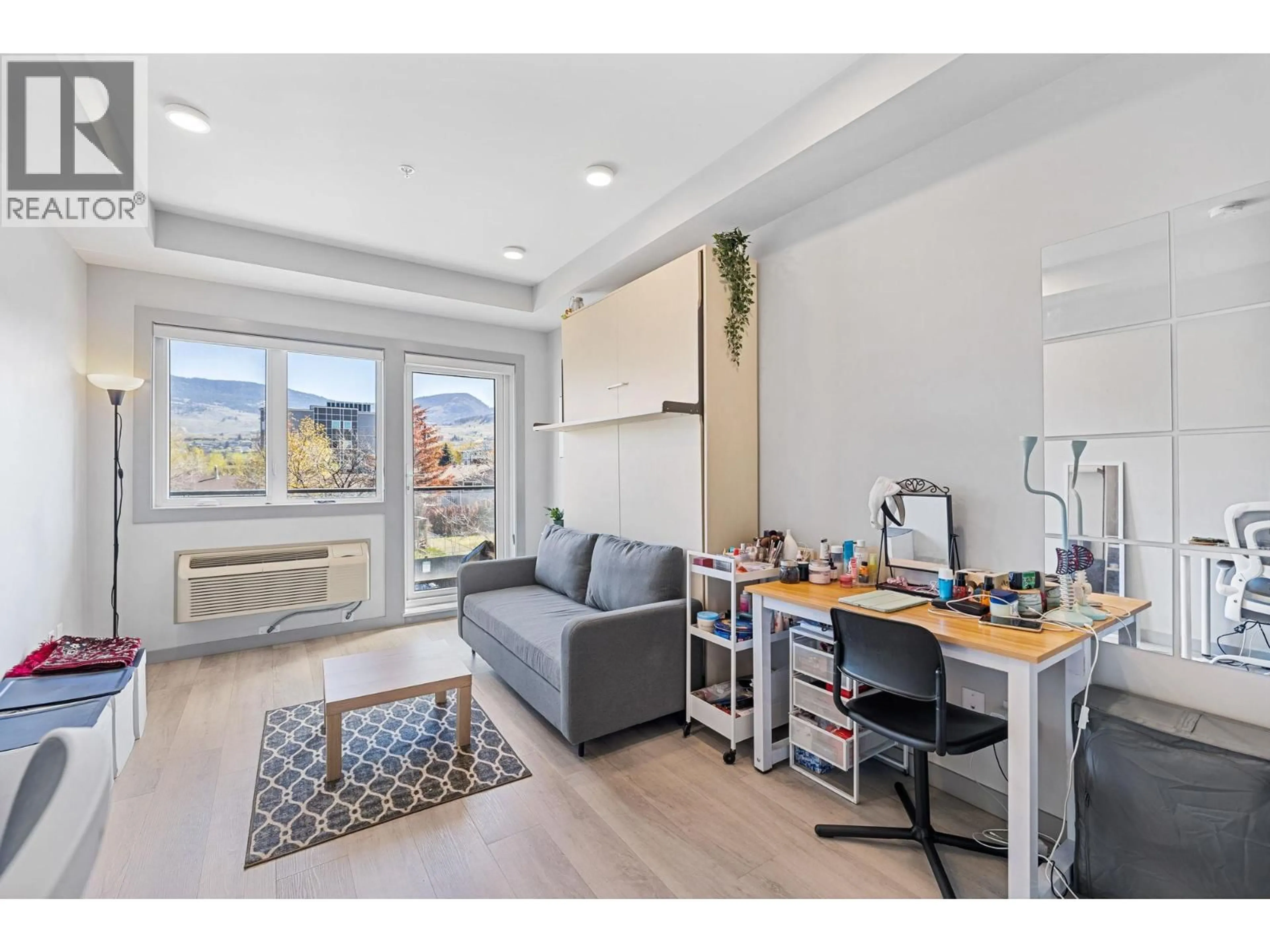 A pic of a room for 220 - 345 DOUGALL ROAD NORTH, Kelowna British Columbia V1X0A8