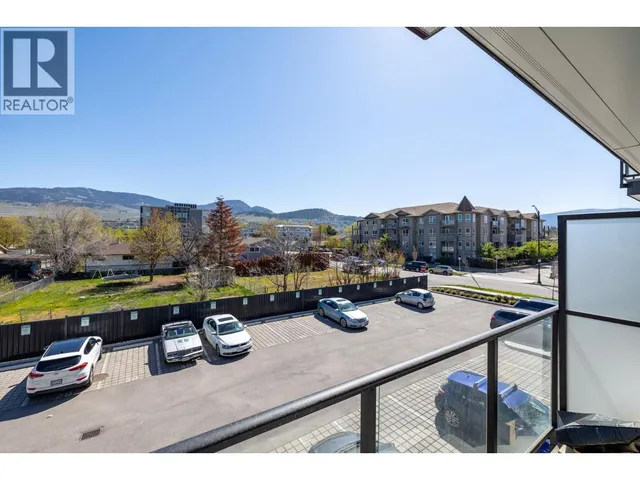 220 - 345 DOUGALL ROAD NORTH, Kelowna 4