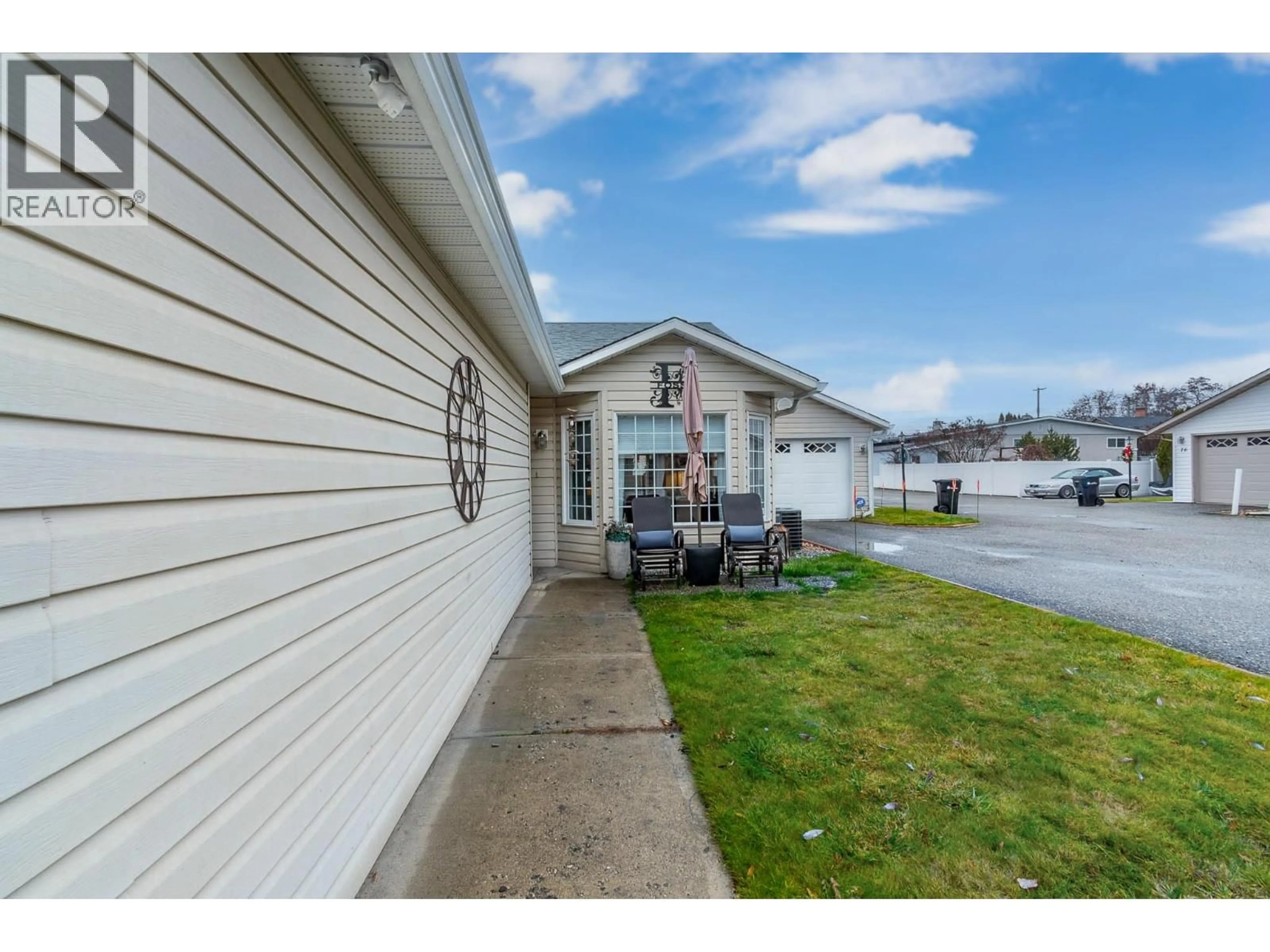 Patio, unknown for 2 - 3502 24 AVENUE, Vernon British Columbia V1T1L8