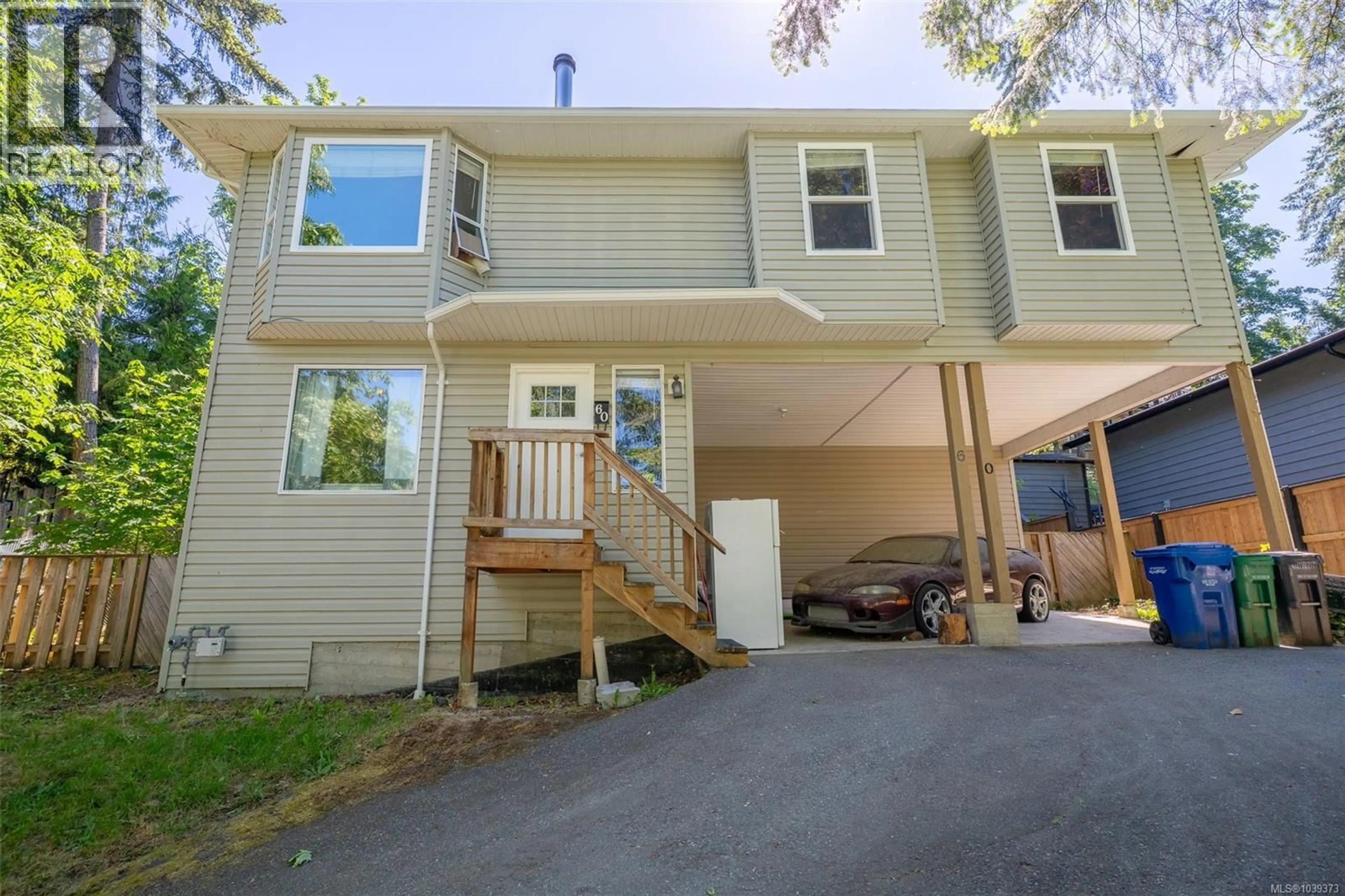 Home with vinyl exterior material, street for 60 PORTER ROAD, Nanaimo British Columbia V9X1B6