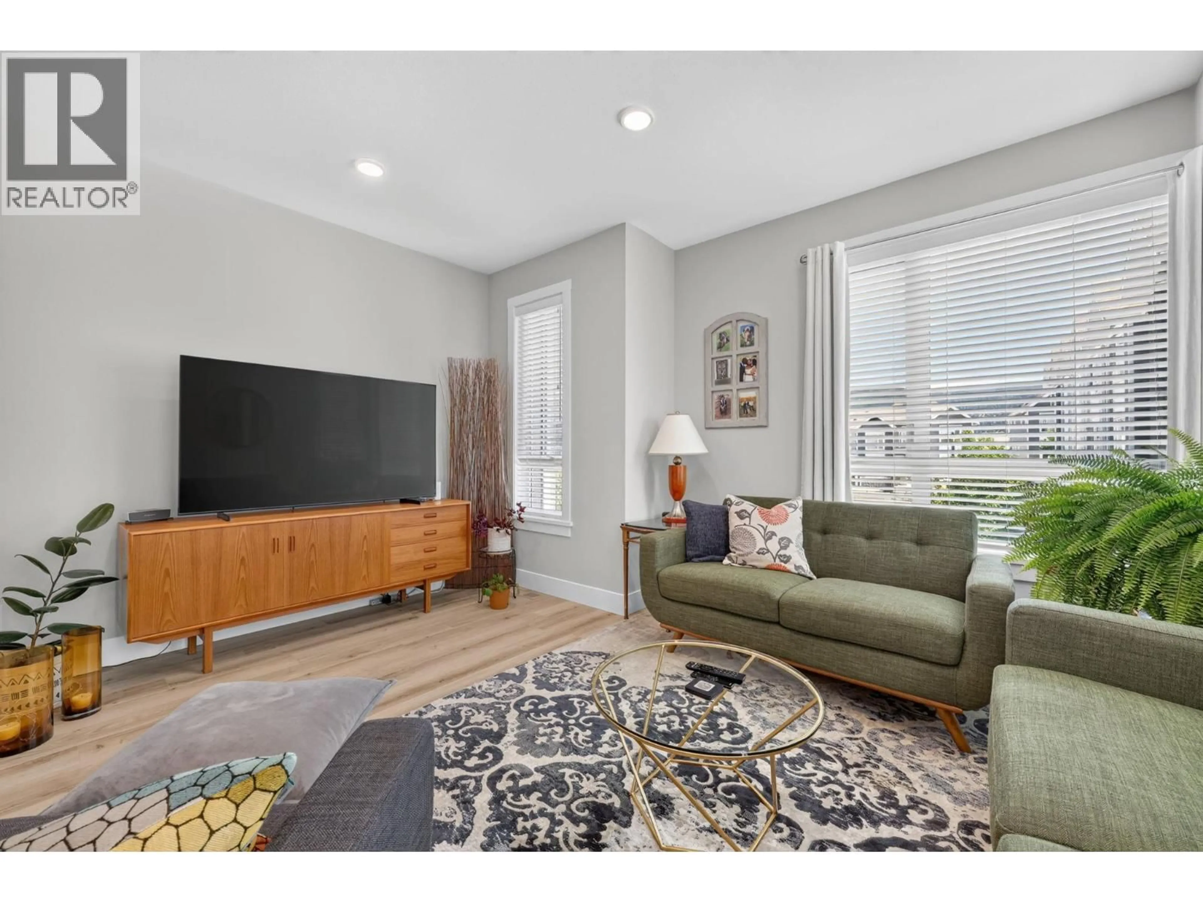 Living room with furniture, unknown for 6 - 13098 SHORELINE WAY, Lake Country British Columbia V4V0A8