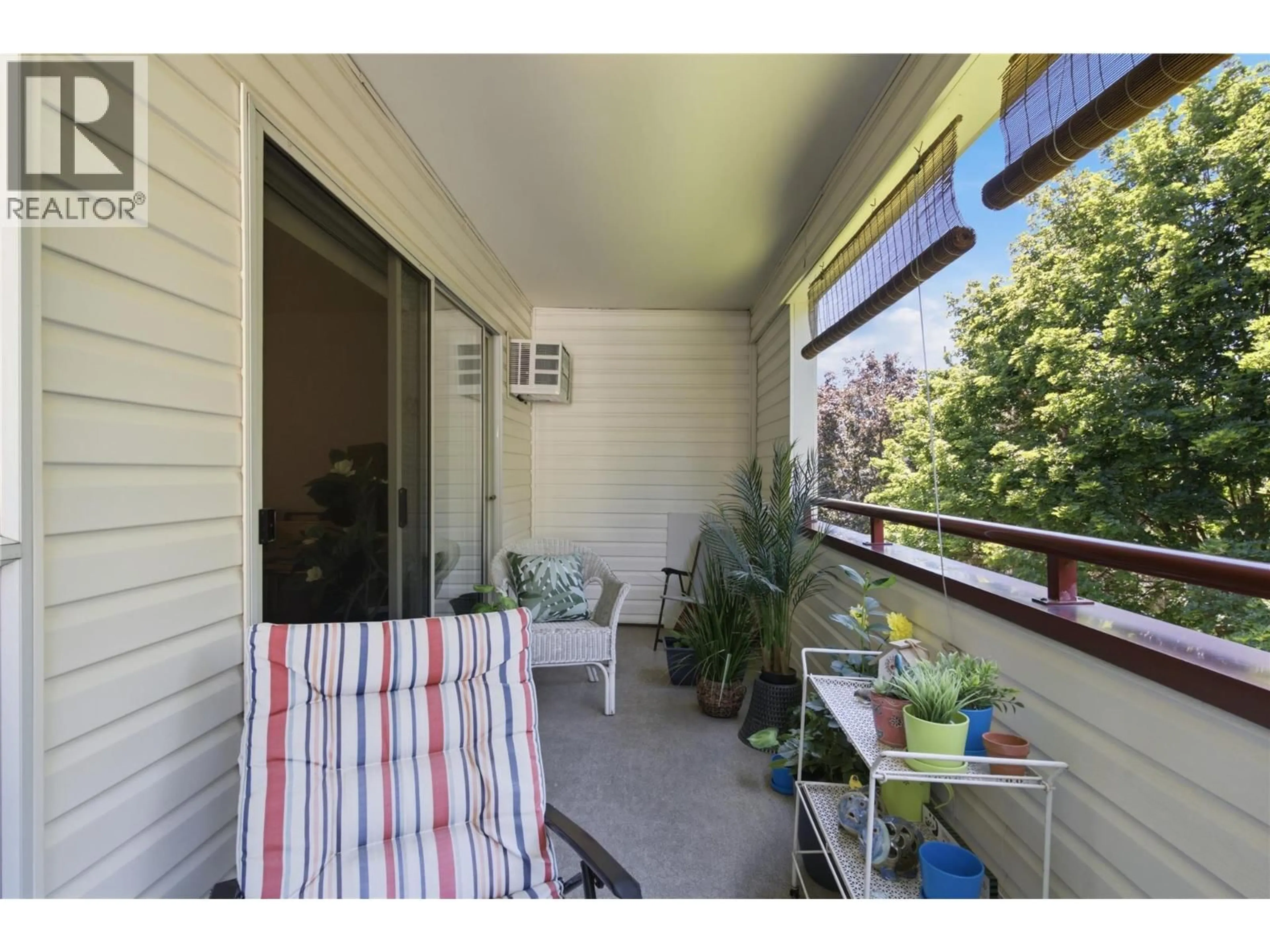 Patio, unknown for 305 - 240 HOLLYWOOD ROAD NORTH, Kelowna British Columbia V1X6Y4