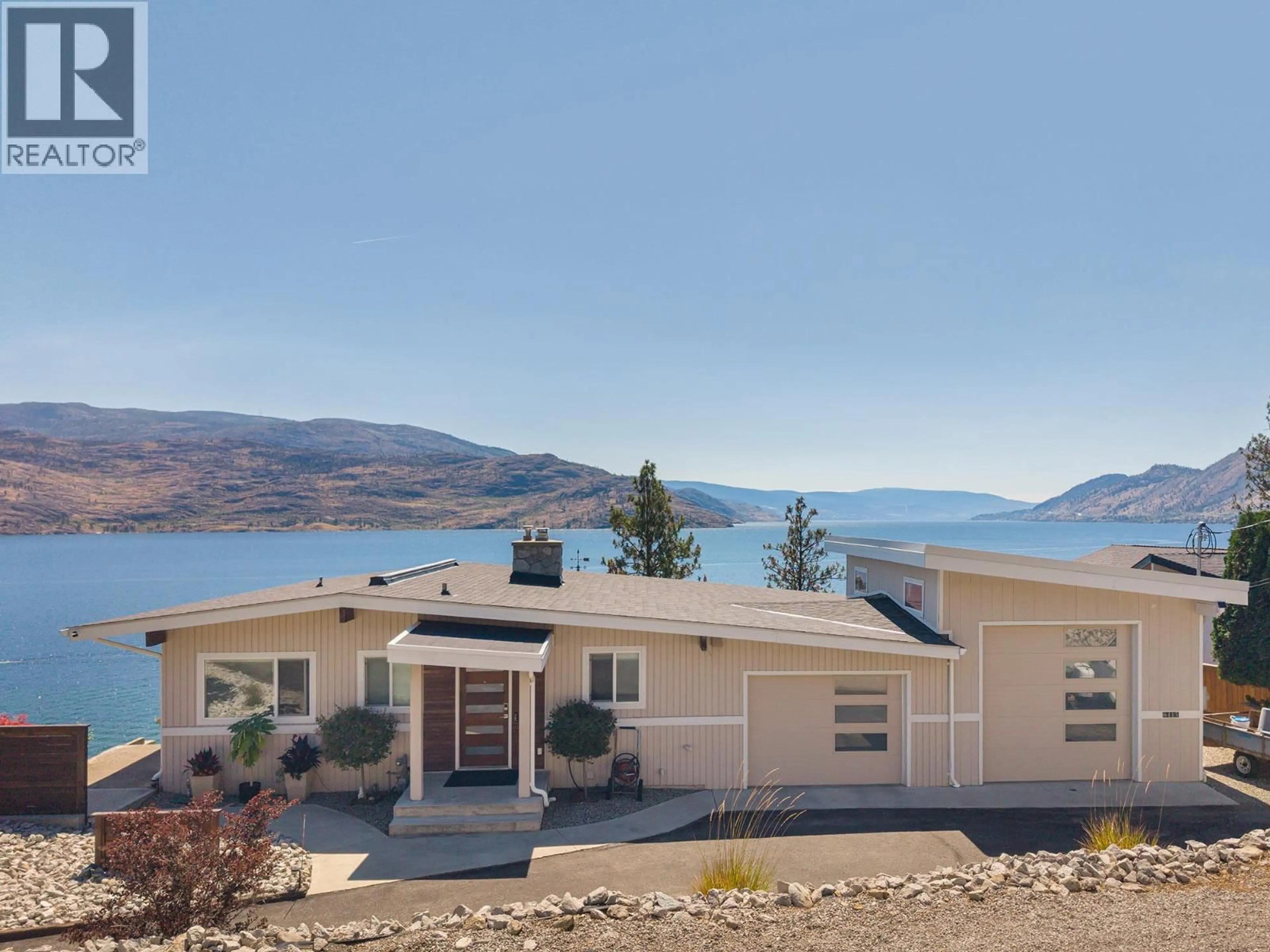Home with vinyl exterior material, water/lake/river/ocean view for 6415 RENFREW ROAD, Peachland British Columbia V0H1X7