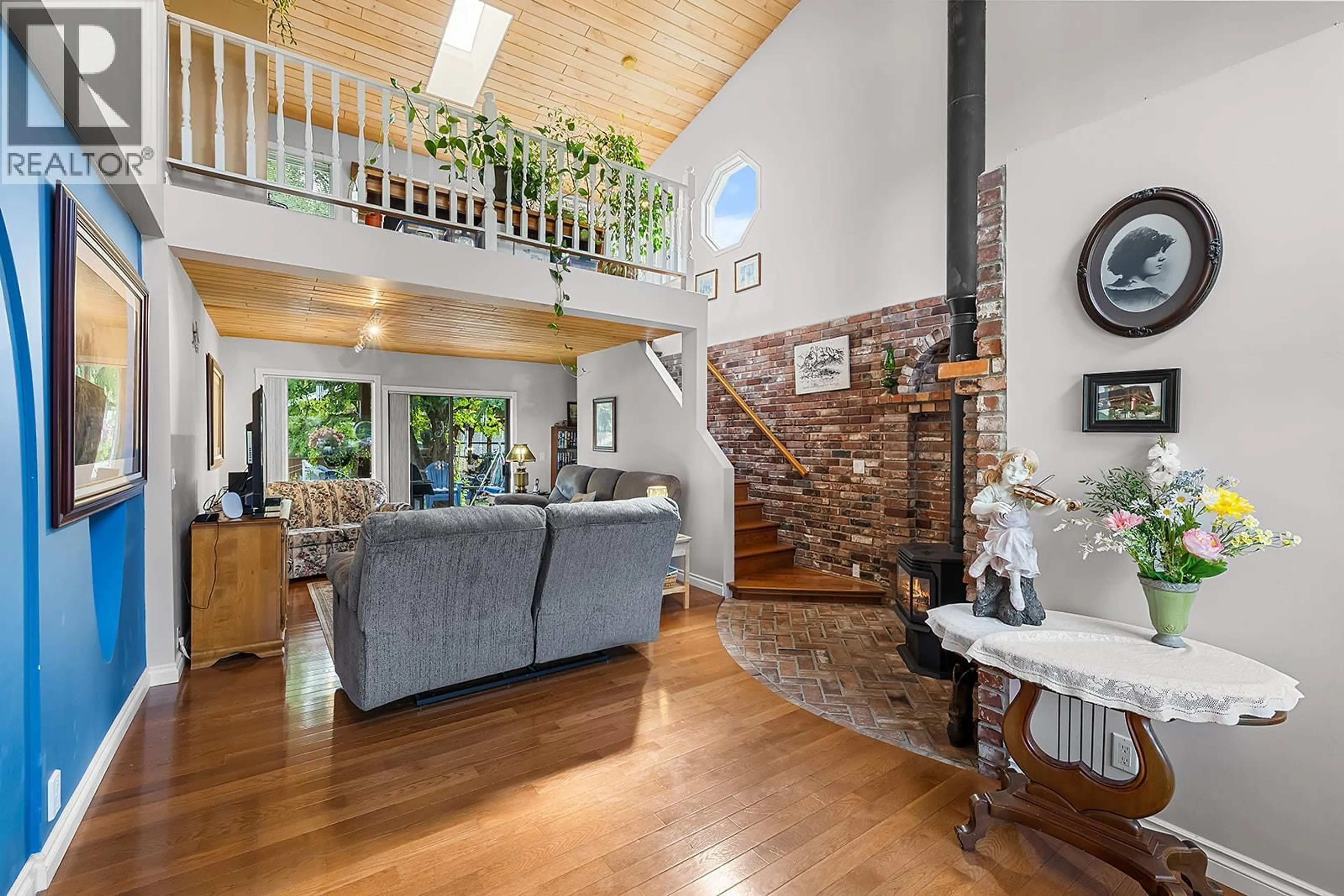 Unknown for 2103 ASH STREET, Creston British Columbia V0B1G5