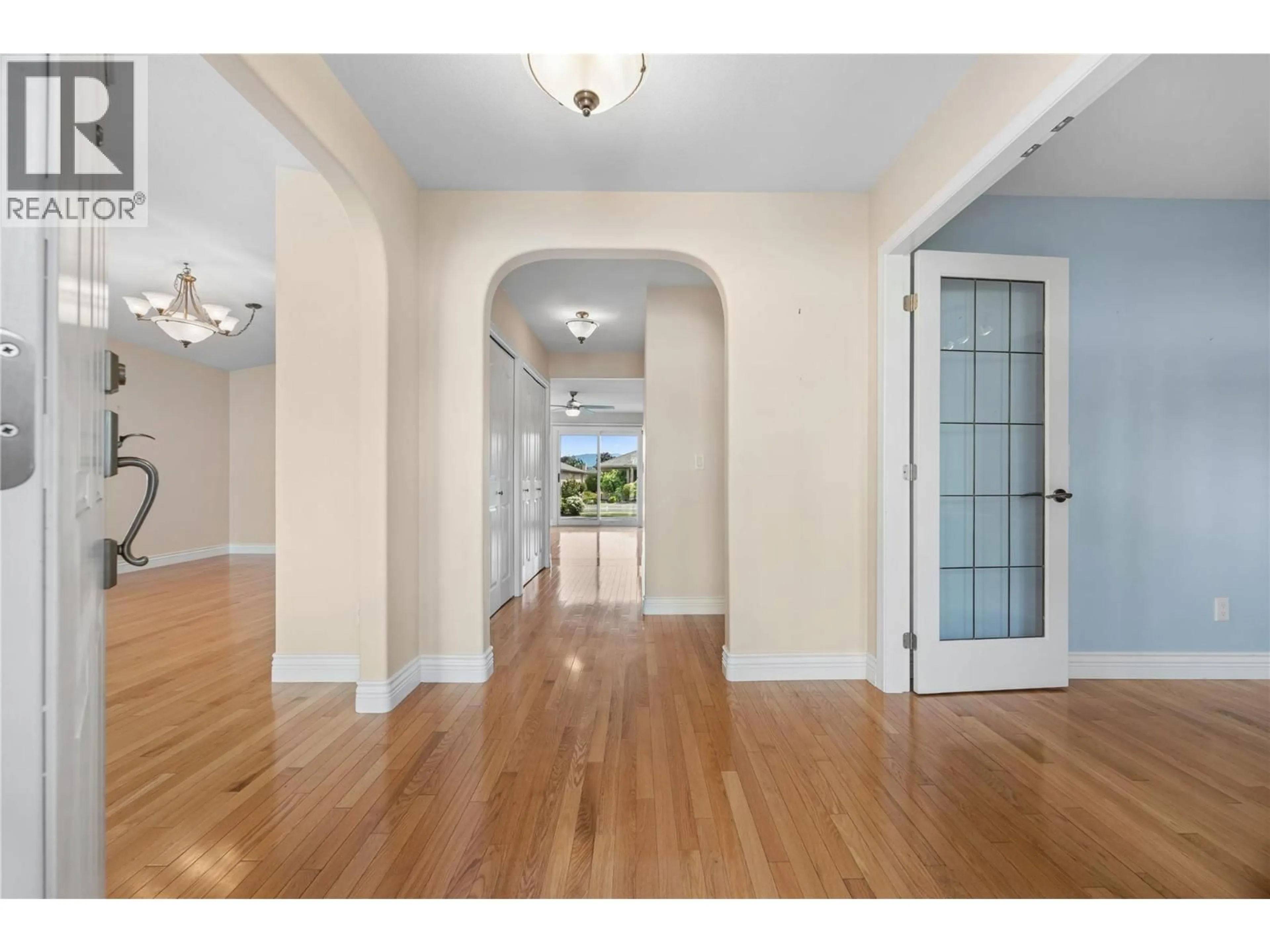 Indoor entryway for 141 - 595 YATES ROAD, Kelowna British Columbia V1V1P8