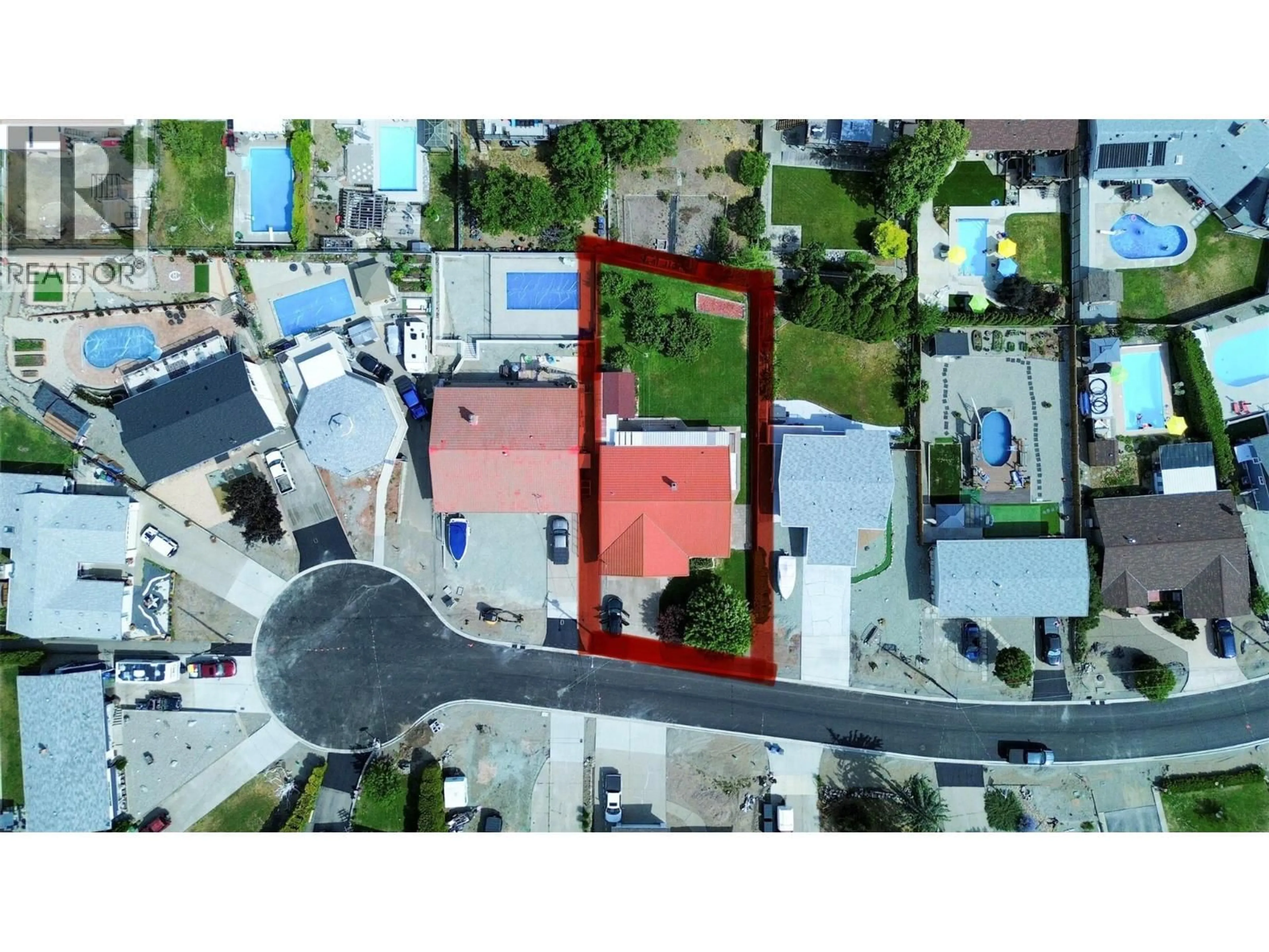 A pic from outside/outdoor area/front of a property/back of a property/a pic from drone, street for 11 QUAIL PLACE, Osoyoos British Columbia V0H1V1