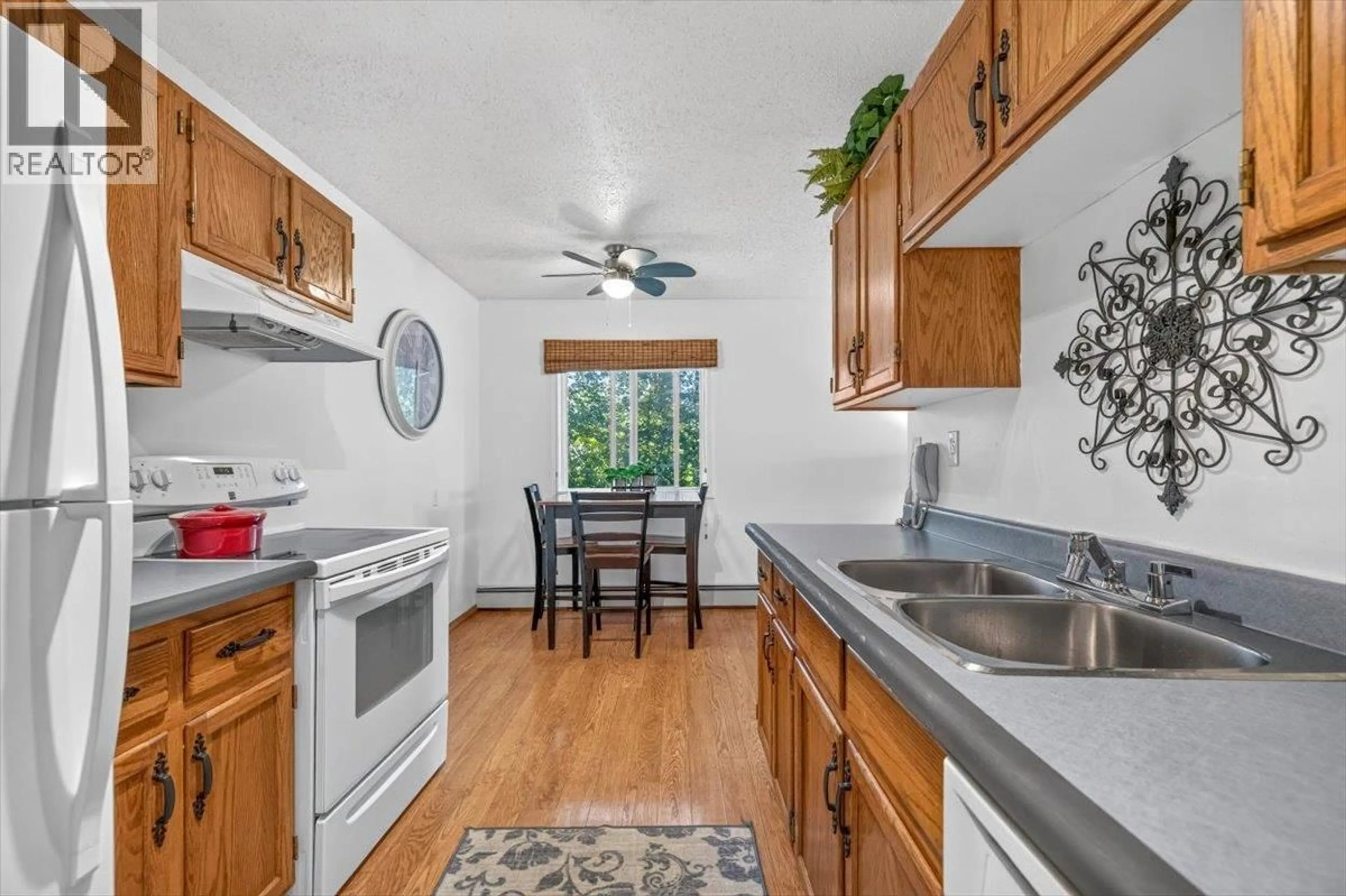 Standard kitchen, unknown for 209 - 65 COKATO ROAD, Fernie British Columbia V0B1M4