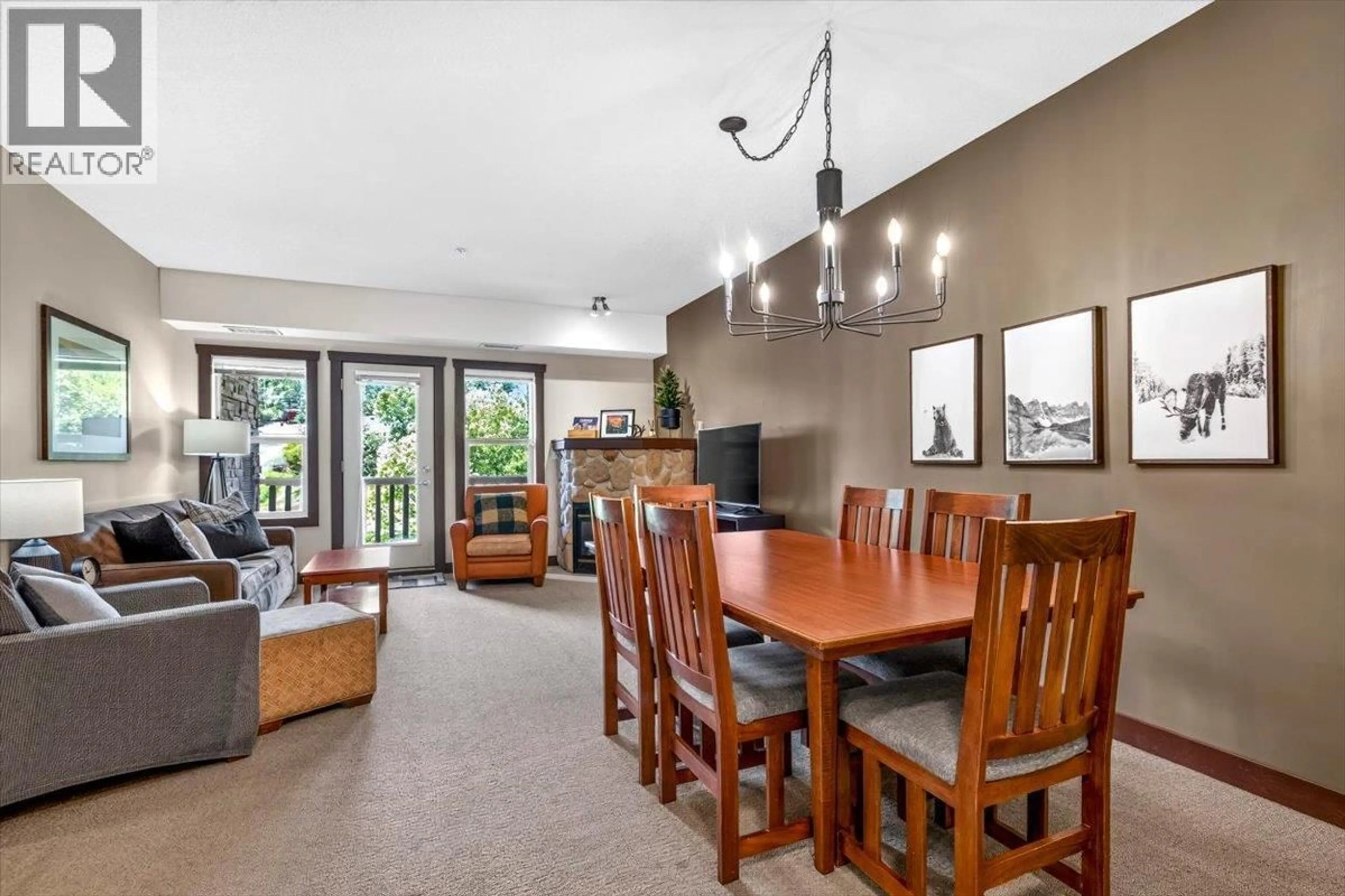 Dining room, unknown for 302 - 1500 MCDONALD AVENUE, Fernie British Columbia V0B1M3