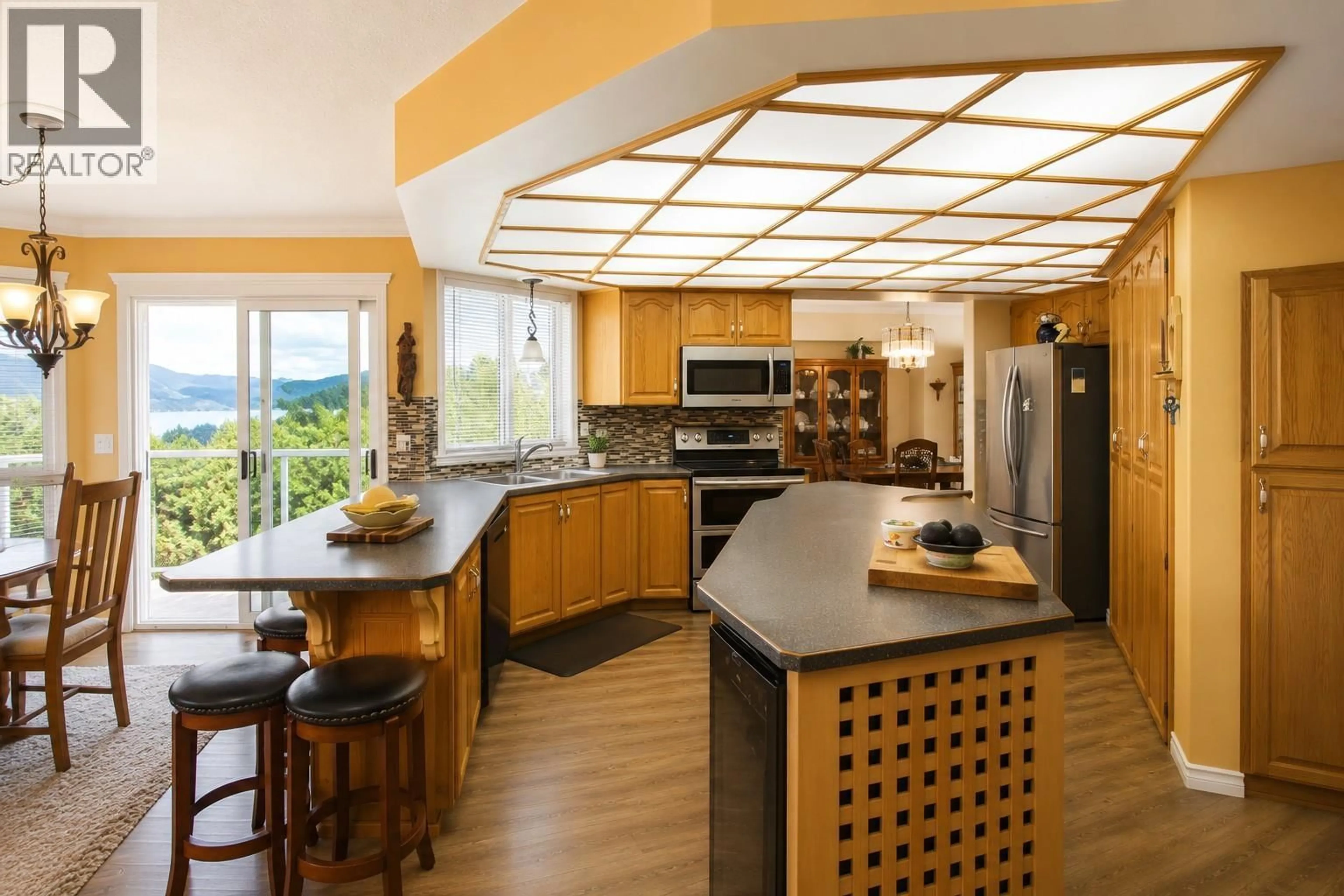 Open concept kitchen, ceramic/tile floor for 114 EASTSIDE ROAD, Okanagan Falls British Columbia