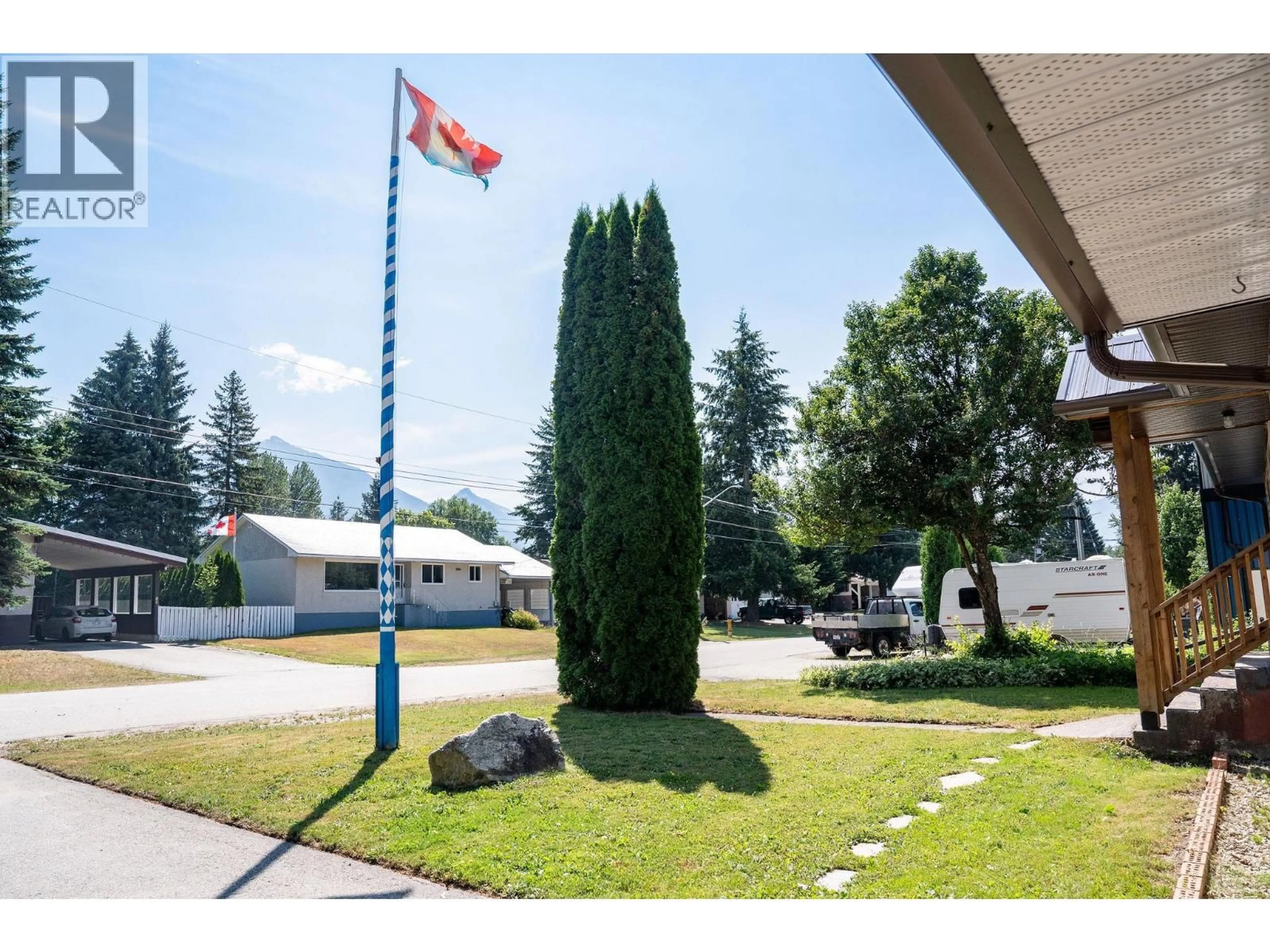 Patio, mountain view for 79 BURKE DRIVE, Revelstoke British Columbia V0E2S0