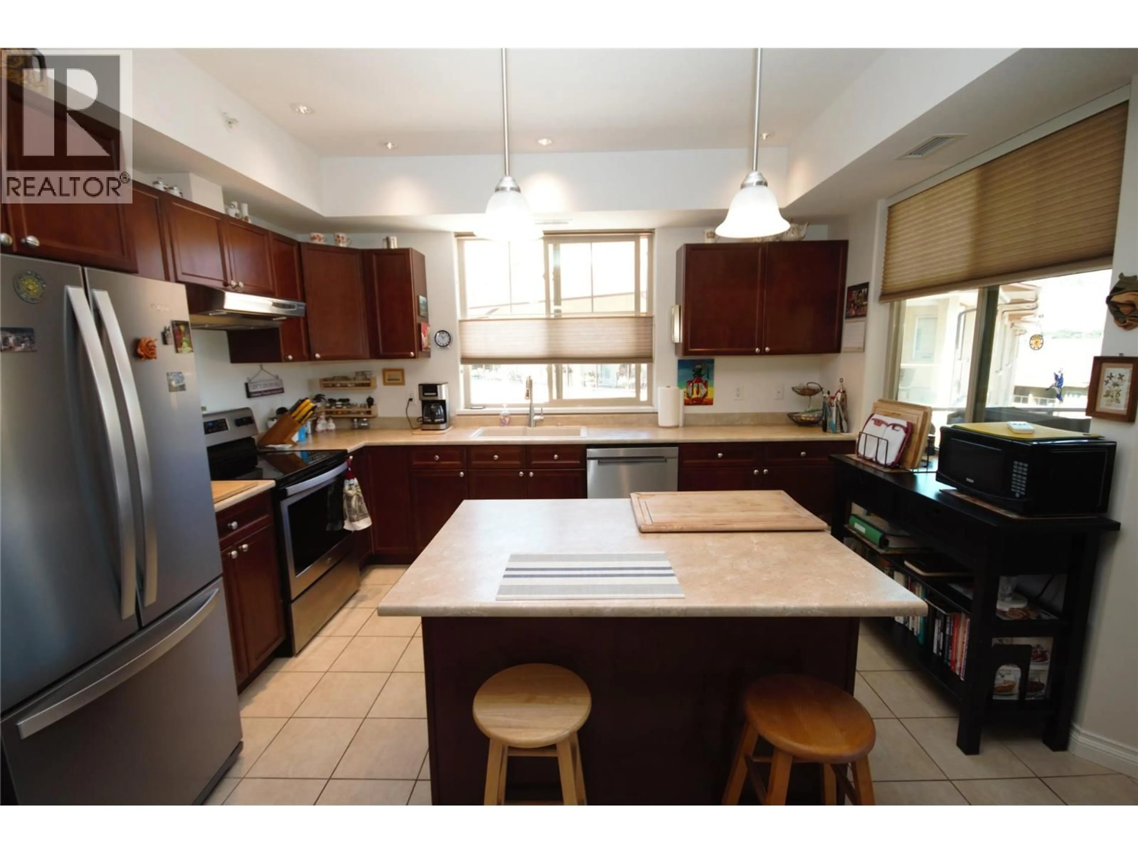 Standard kitchen, unknown for 401C - 921 SPILLWAY ROAD, Oliver British Columbia V0H1T8