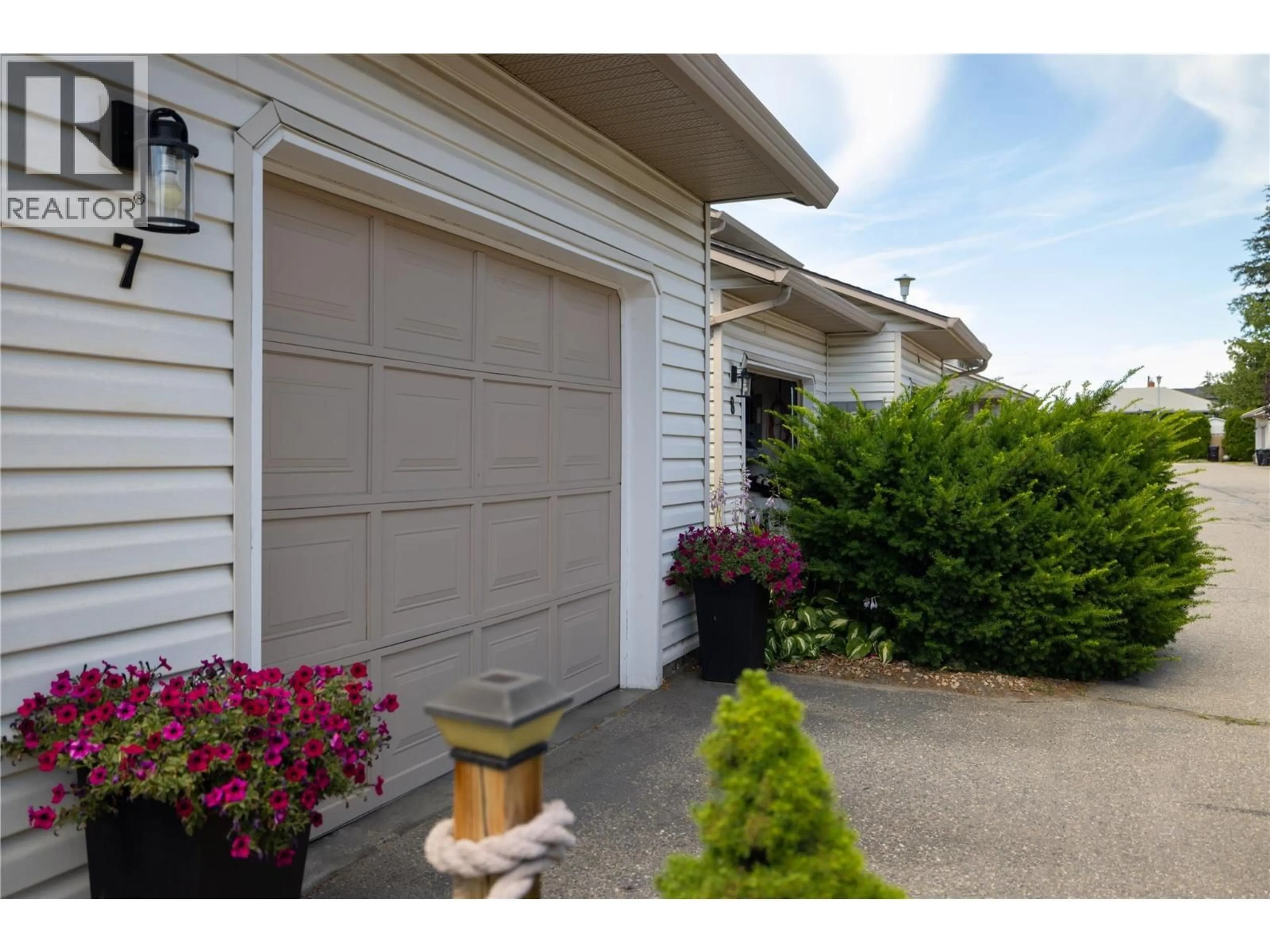Unknown for 7 - 4404 20 STREET, Vernon British Columbia V1T4E3