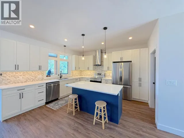 7735 GN ROAD, Grand Forks 5