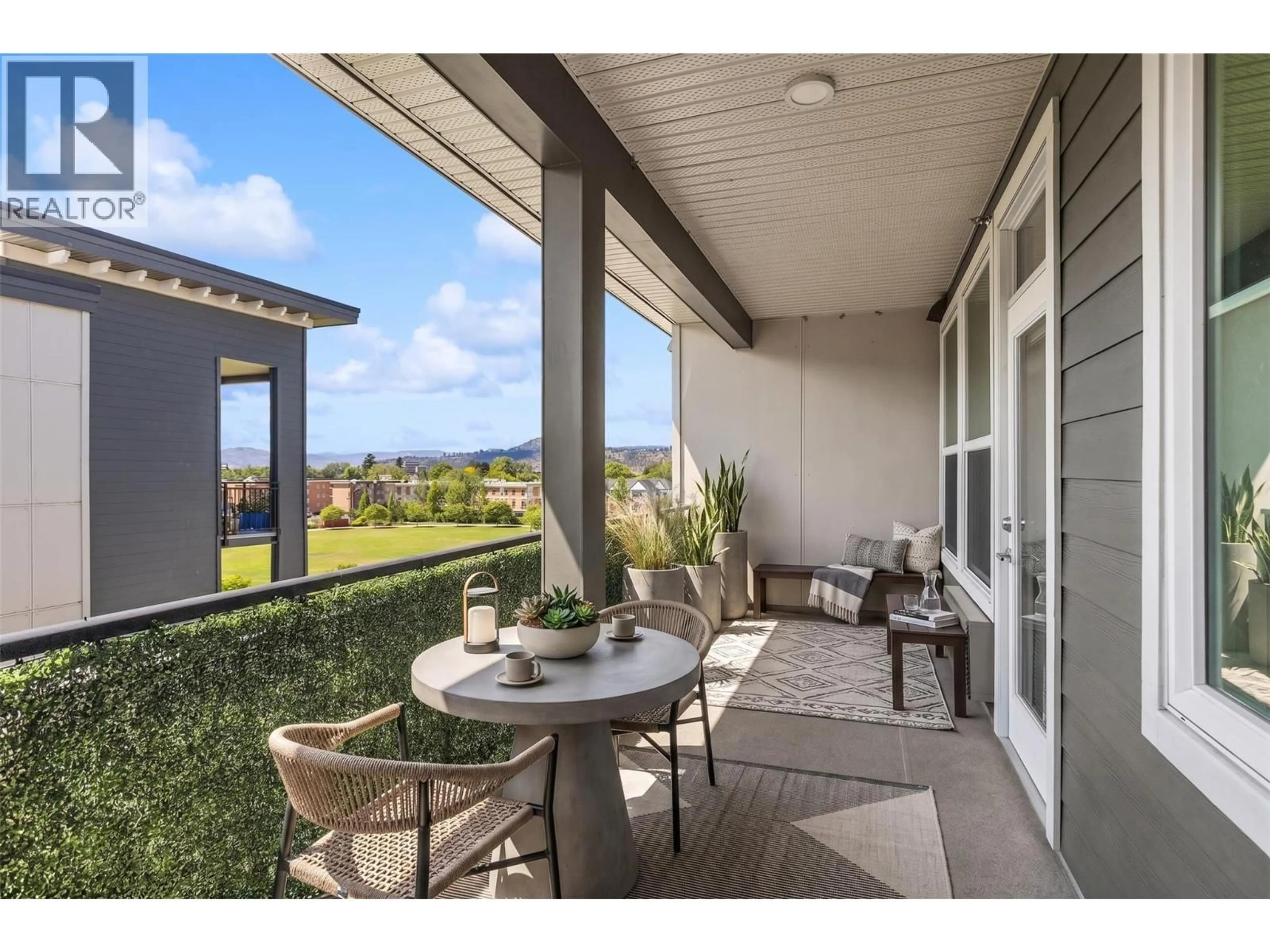 Patio, water/lake/river/ocean view for PH7 - 1770 RICHTER STREET, Kelowna British Columbia V1Y0E6