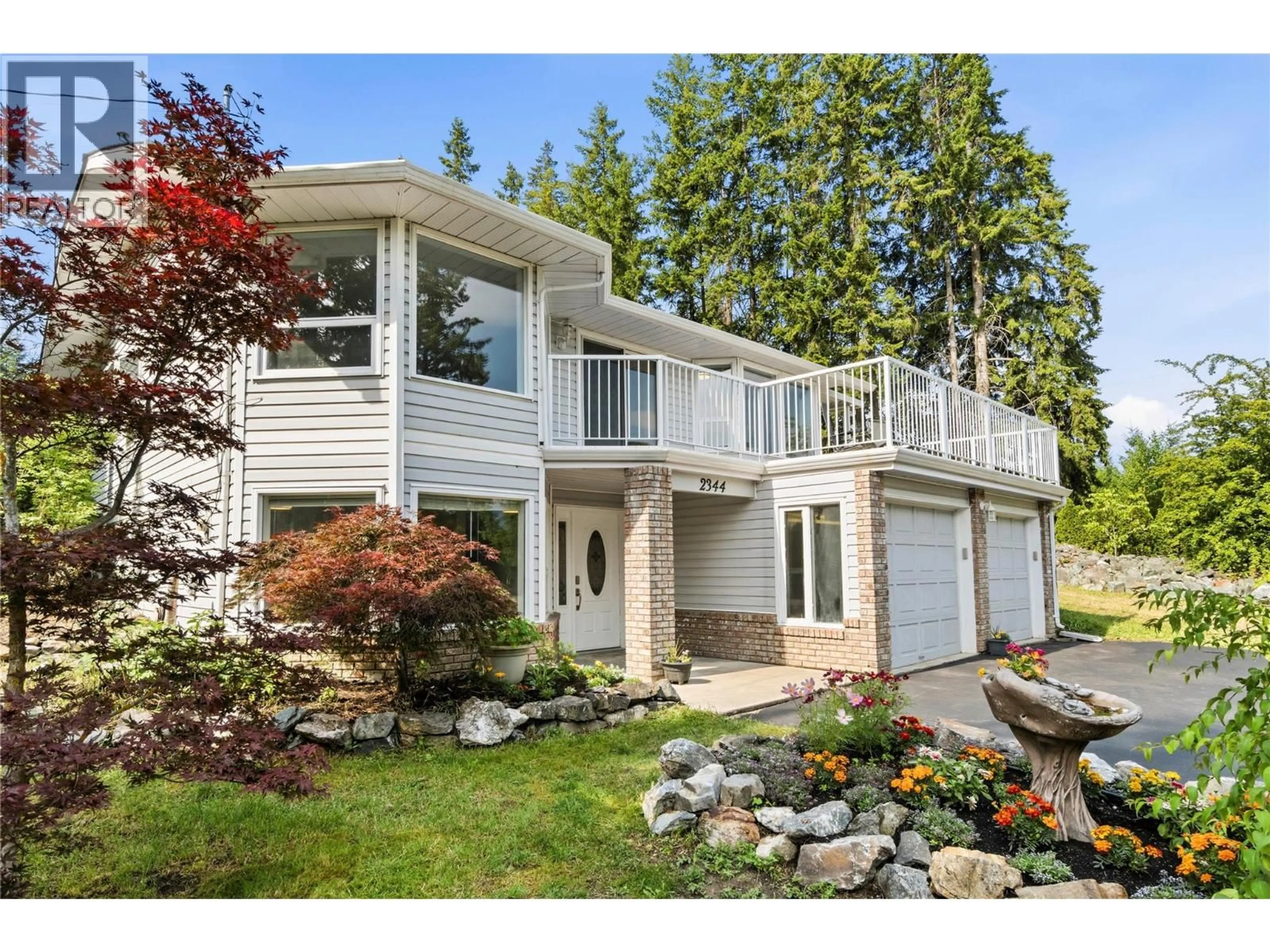 Home with vinyl exterior material, unknown for 2344 PLEASANT DALE ROAD, Blind Bay British Columbia V0E1H2