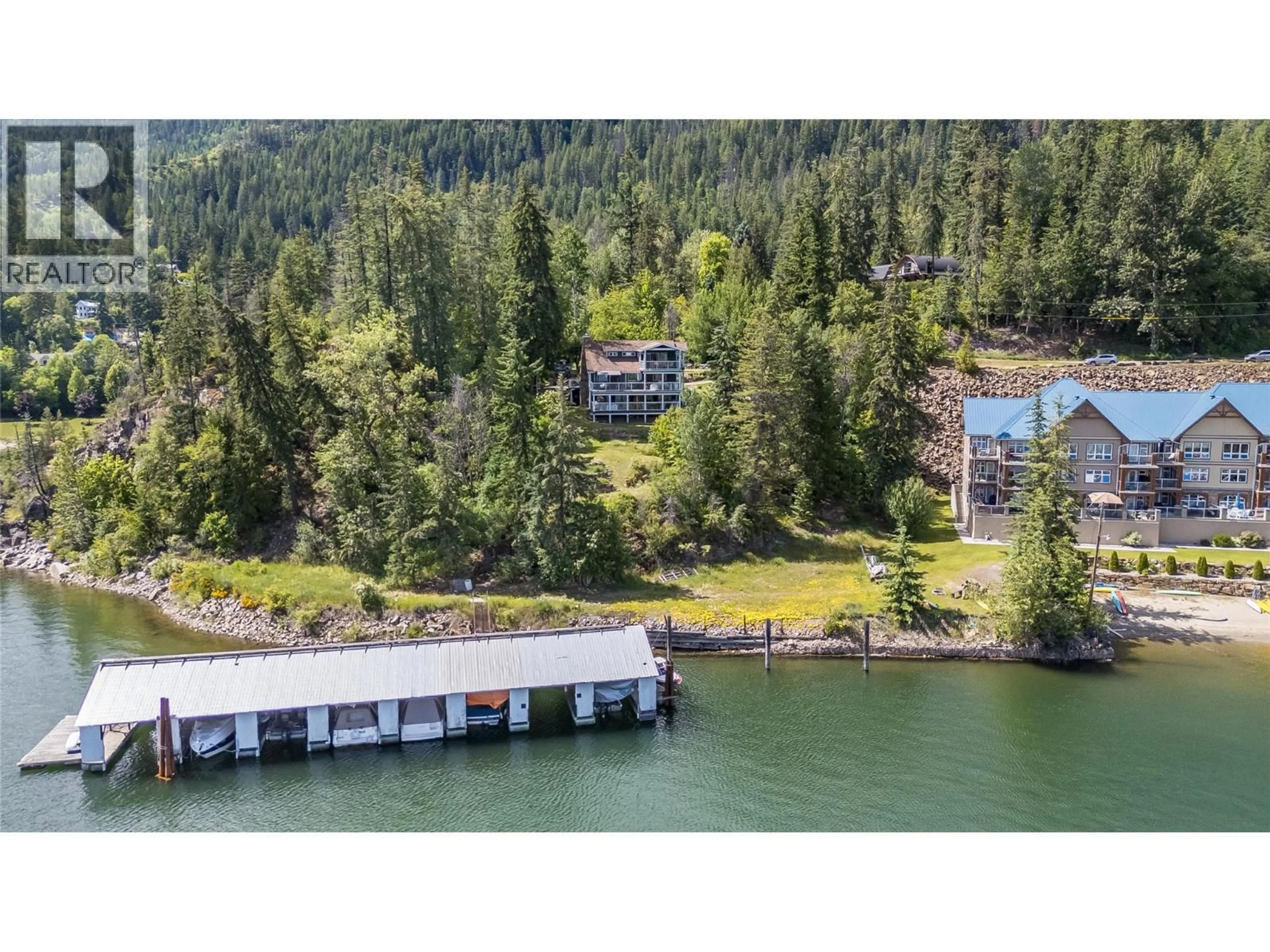 A pic from outside/outdoor area/front of a property/back of a property/a pic from drone, water/lake/river/ocean view for 464 RAINBOW DRIVE, Kaslo British Columbia V0G1M0