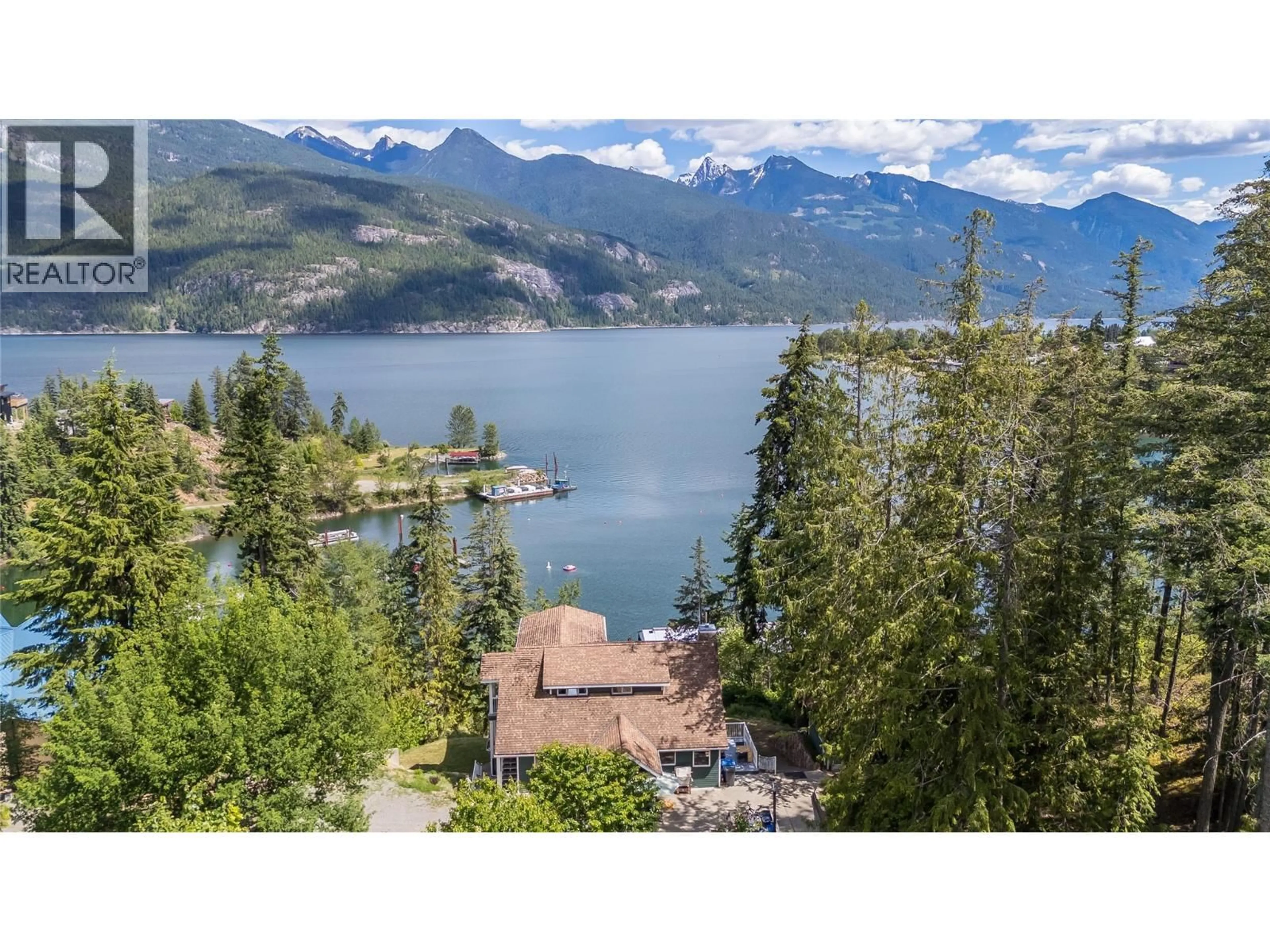 A pic from outside/outdoor area/front of a property/back of a property/a pic from drone, water/lake/river/ocean view for 464 RAINBOW DRIVE, Kaslo British Columbia V0G1M0