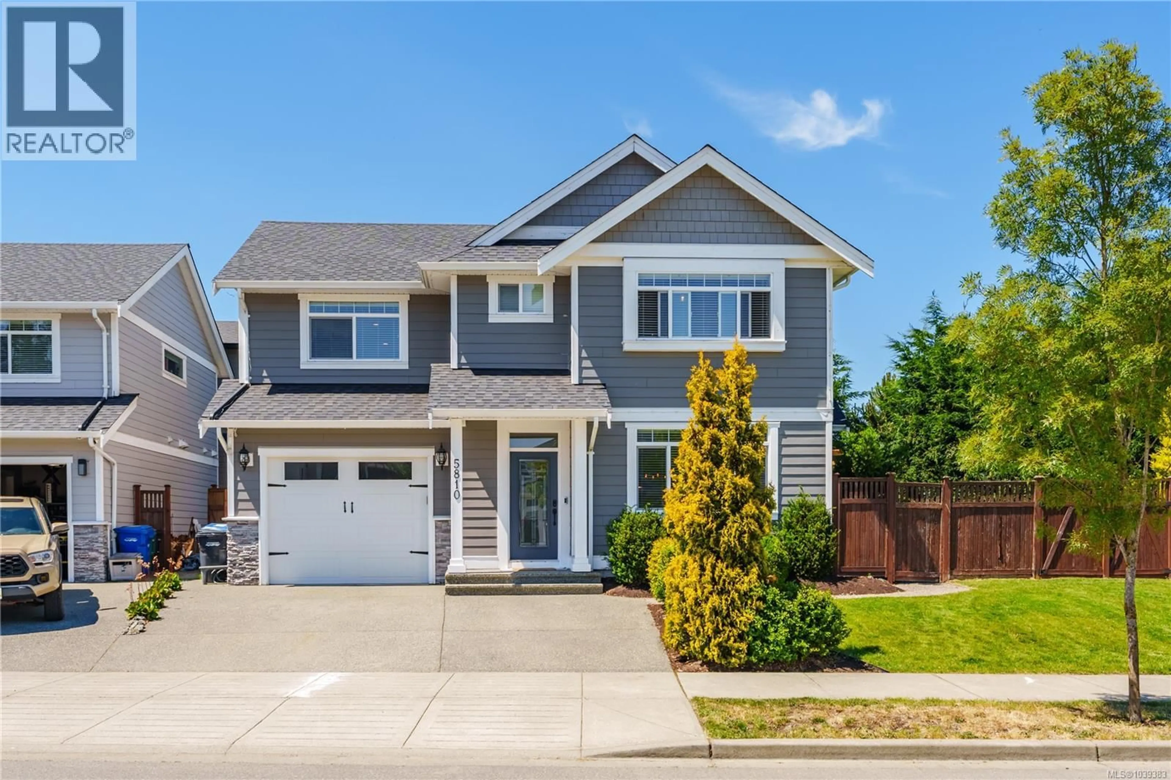 Home with vinyl exterior material, street for 5810 LINLEY VALLEY DRIVE, Nanaimo British Columbia V9T0K5