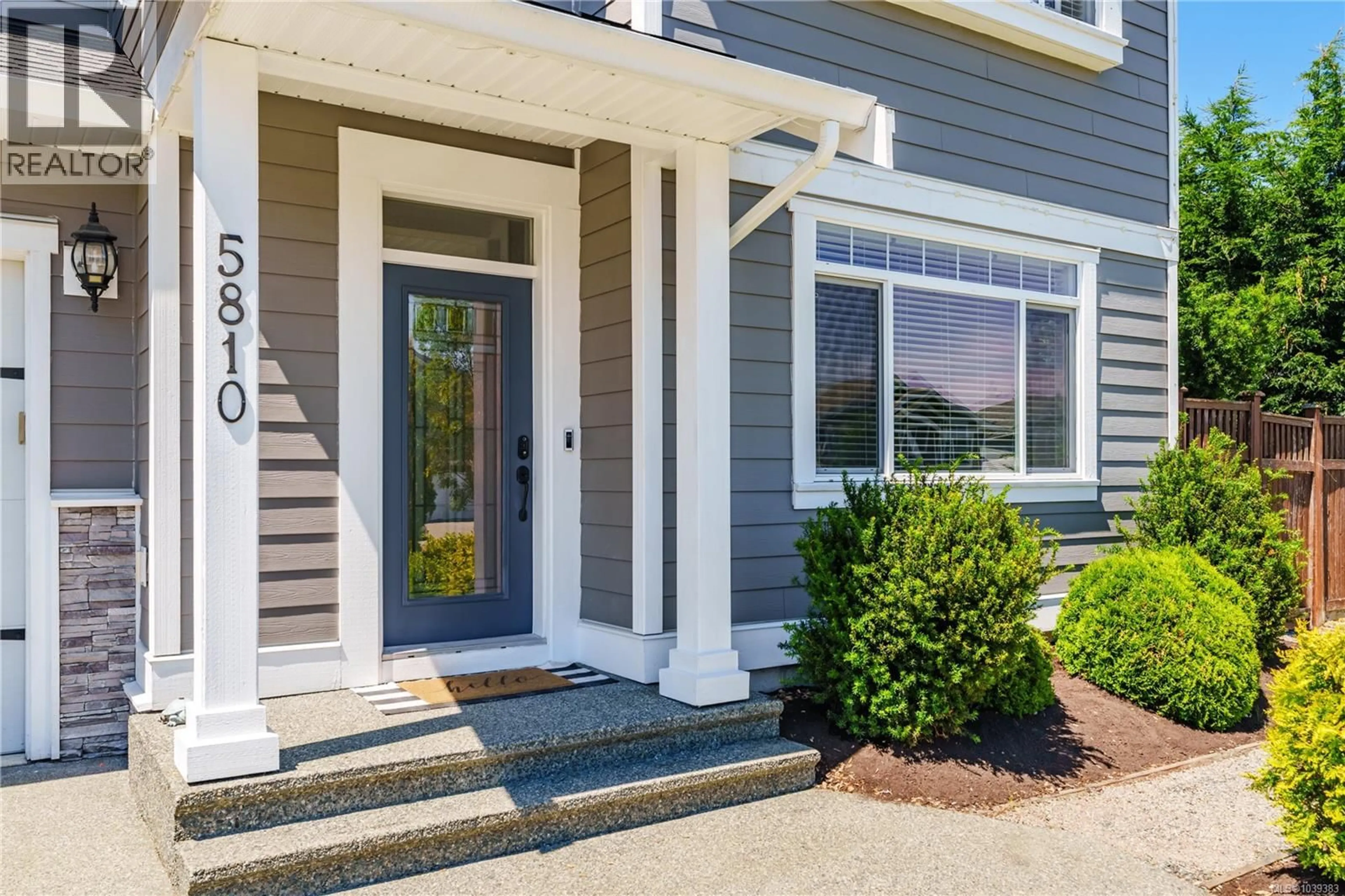 Home with vinyl exterior material, mountain view for 5810 LINLEY VALLEY DRIVE, Nanaimo British Columbia V9T0K5