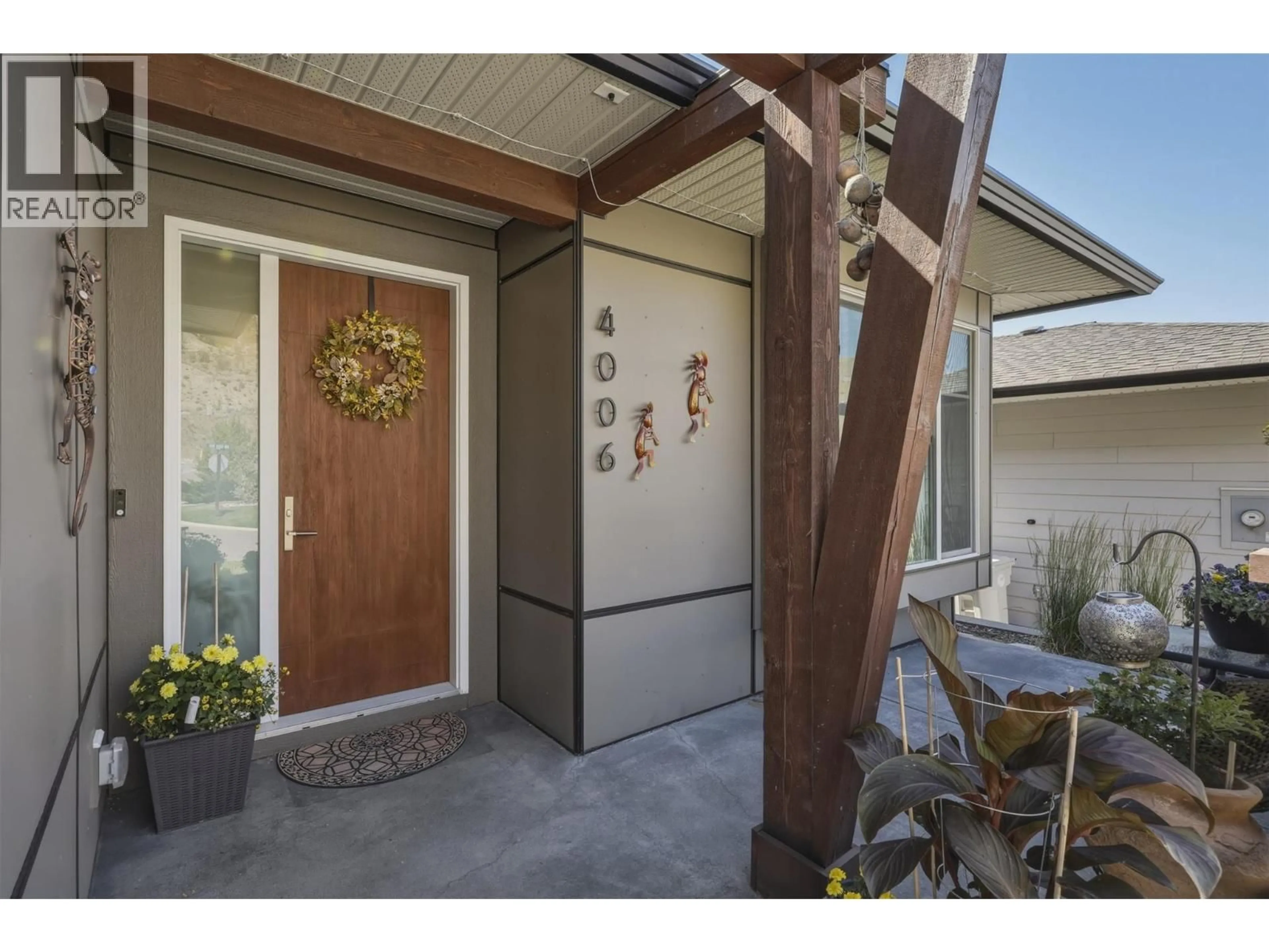 Indoor entryway for 4006 RIO VISTA WAY, Kamloops British Columbia V2H0E1
