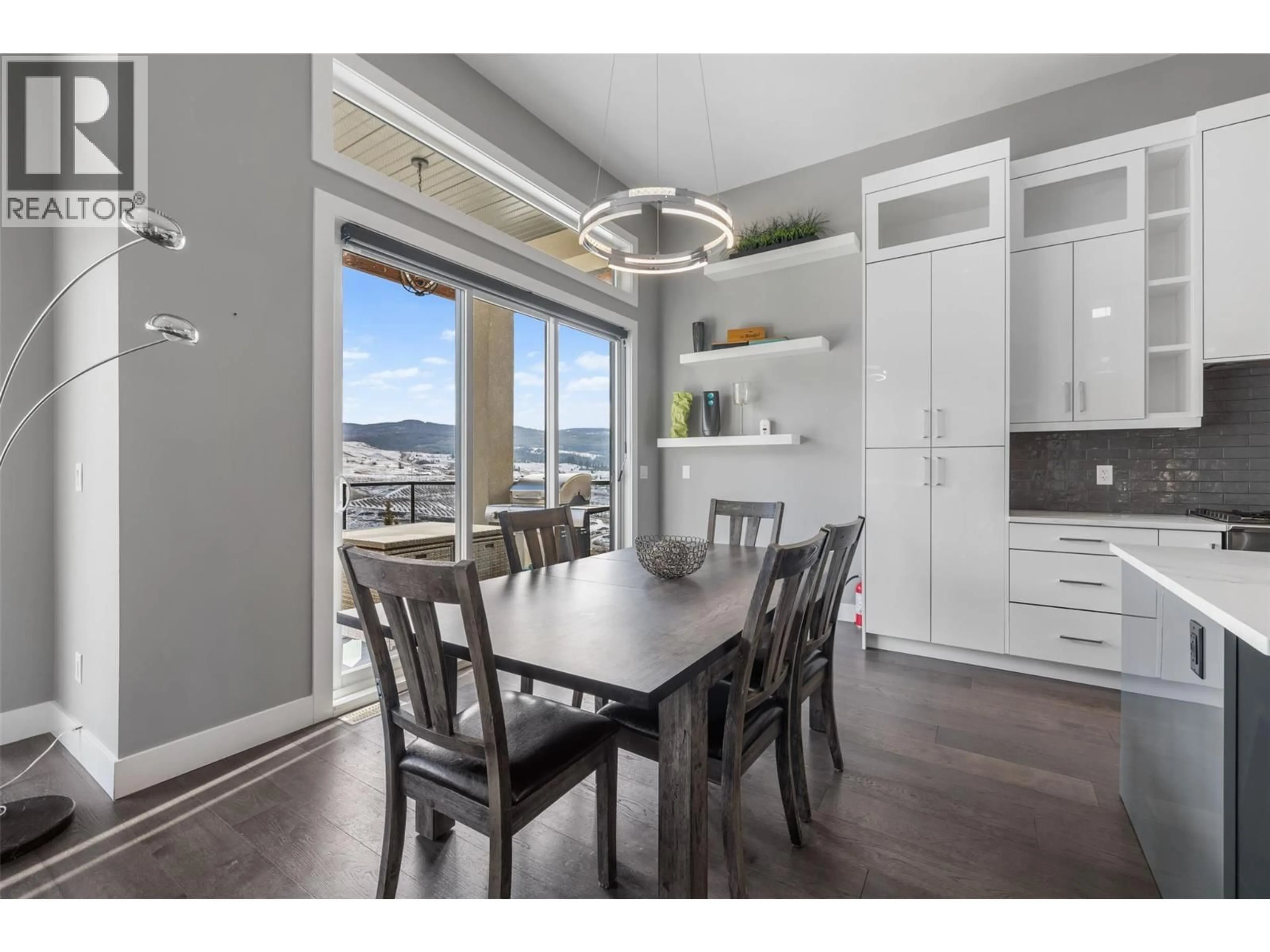 Open concept kitchen, wood/laminate floor for 1122 STOCKLEY STREET, Kelowna British Columbia V1P1R6