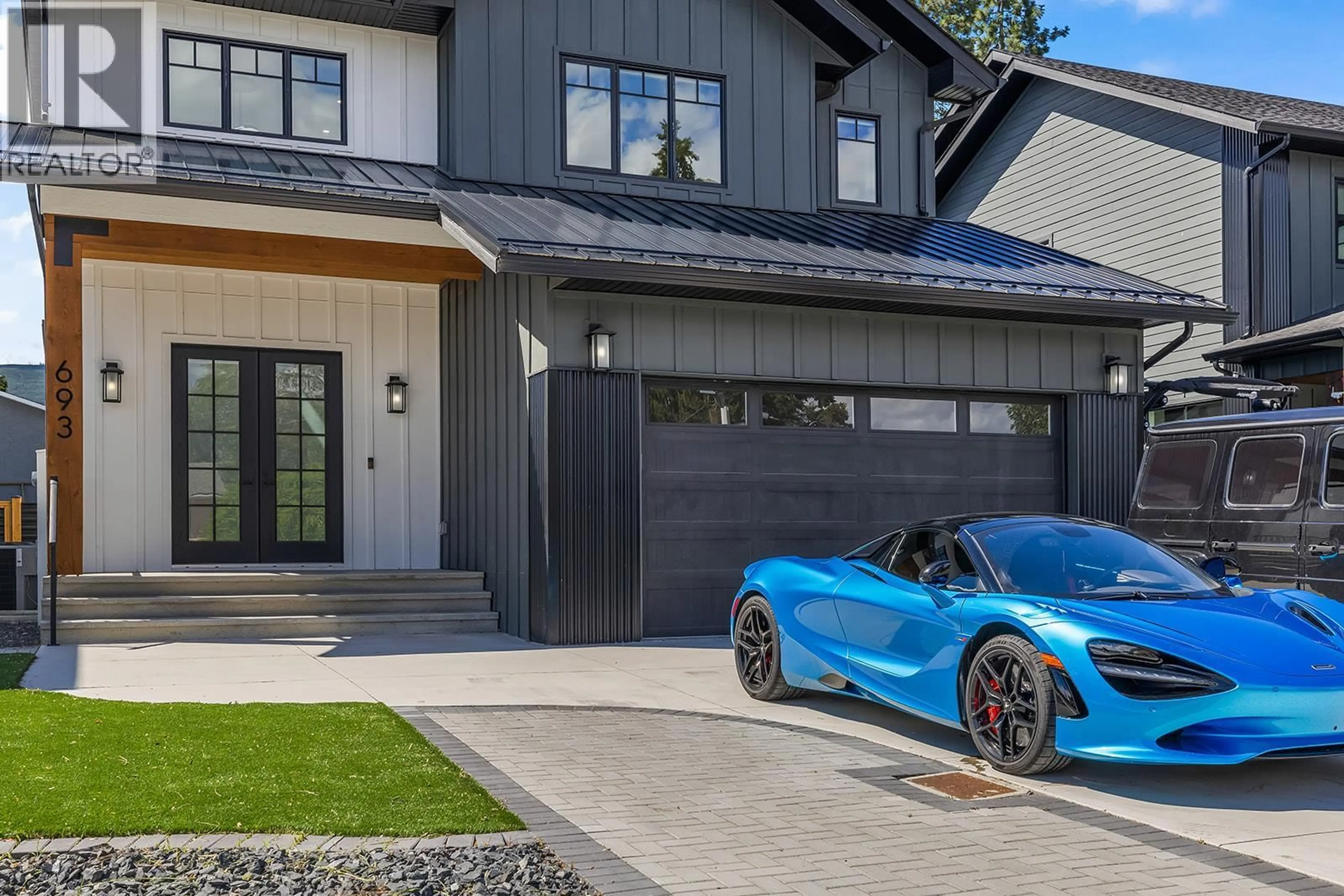 Unknown for 693 BALSAM ROAD, Kelowna British Columbia V1W1C1