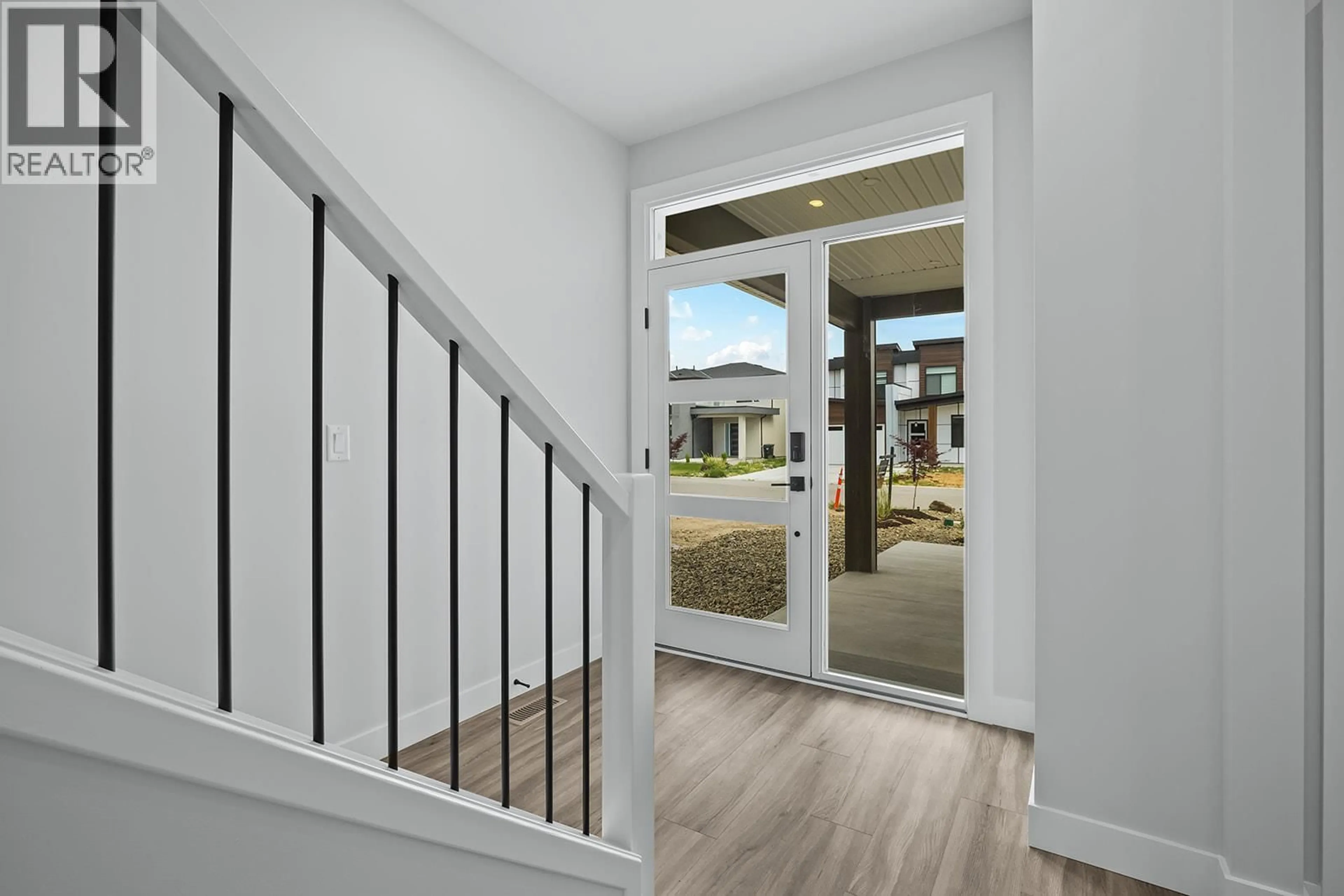 Indoor entryway for 102 - 1715 TREFFRY PLACE, Summerland British Columbia V0H1Z9