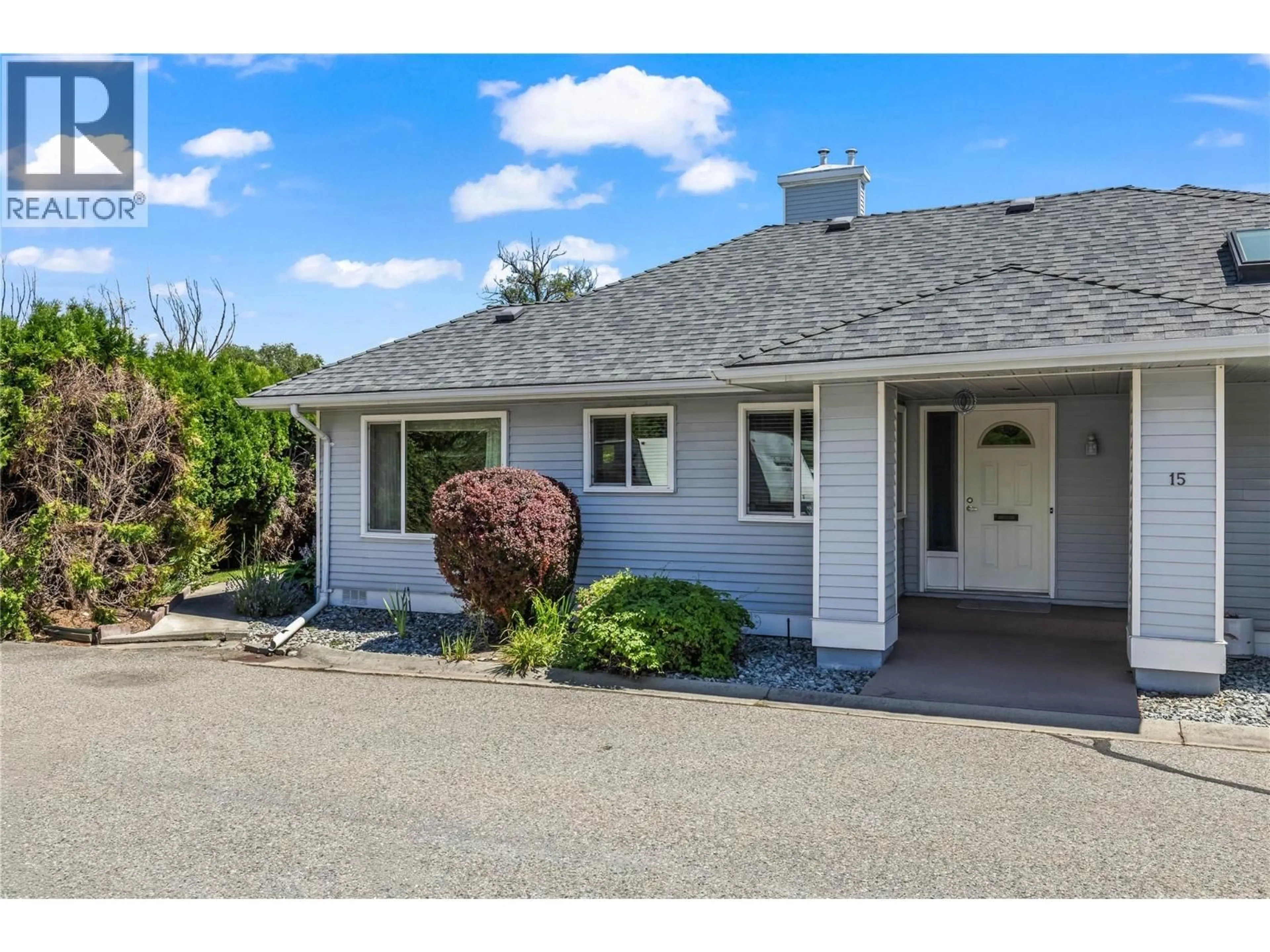 Home with vinyl exterior material, street for 15 - 3370 CASORSO ROAD, Kelowna British Columbia V1W3J2
