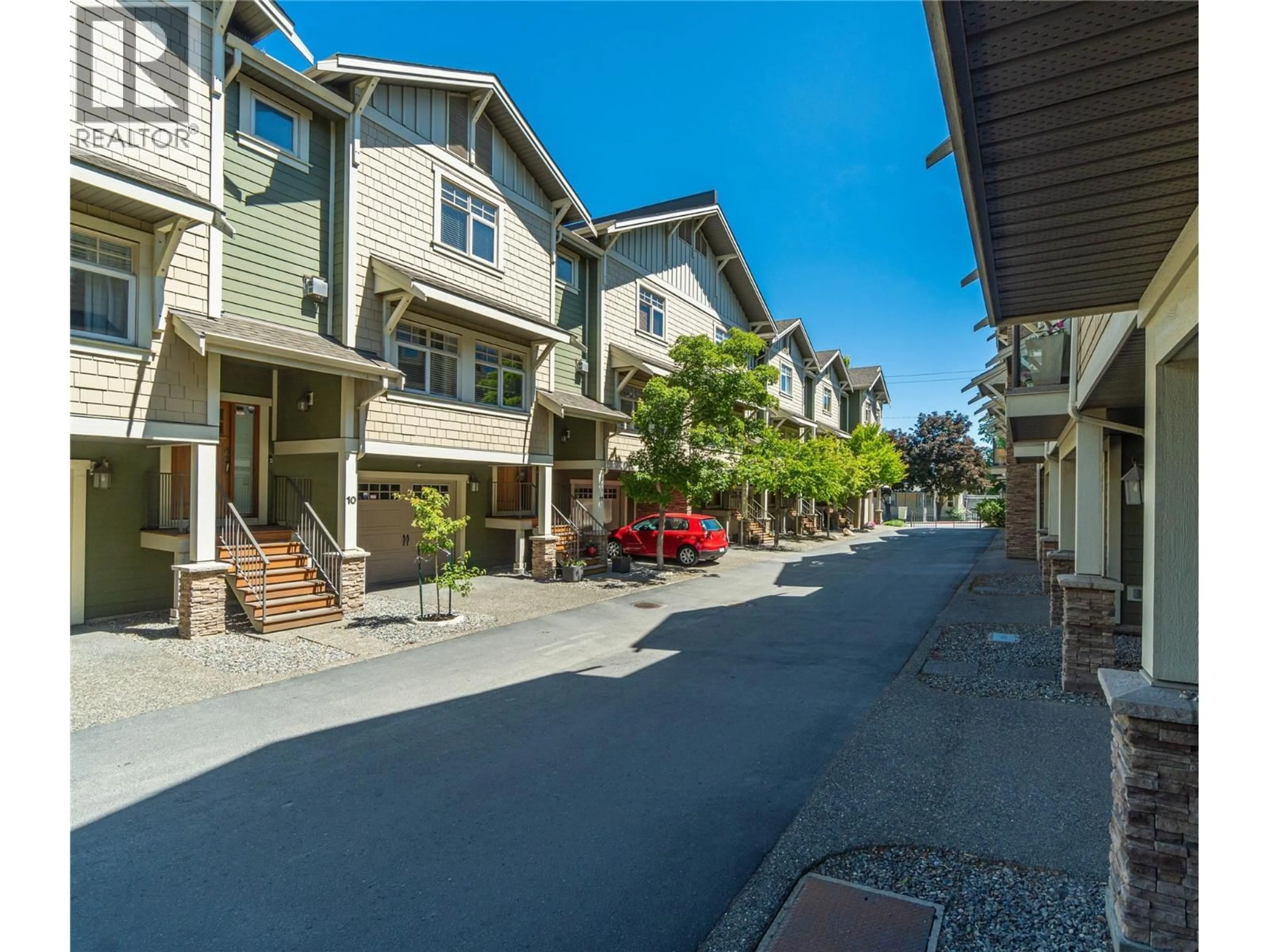 Patio, street for 10 - 576 NICOLA STREET, Kamloops British Columbia V2C2R1