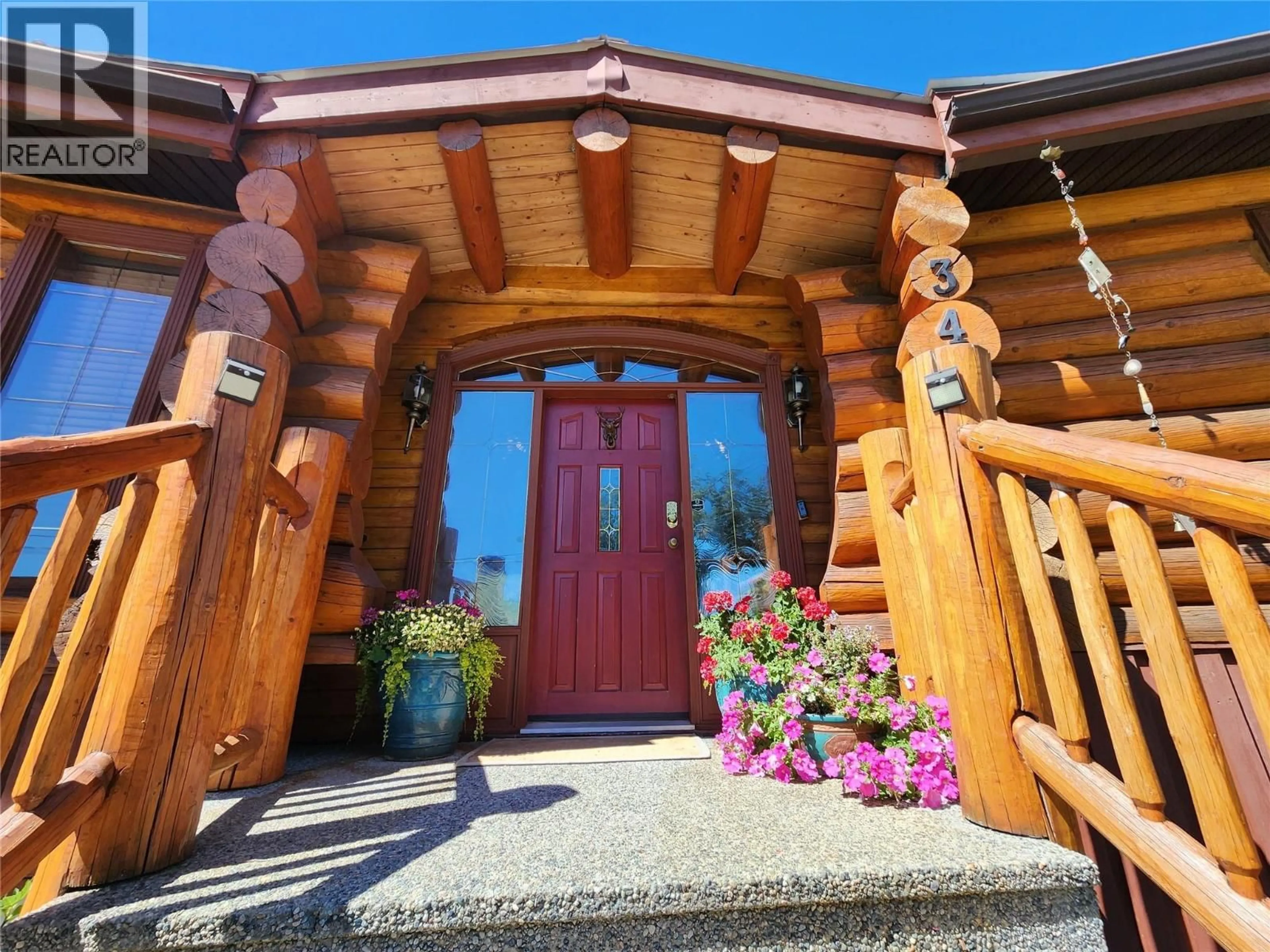 Indoor entryway for 3486 DAVY ROAD, Grand Forks British Columbia V0H1H2