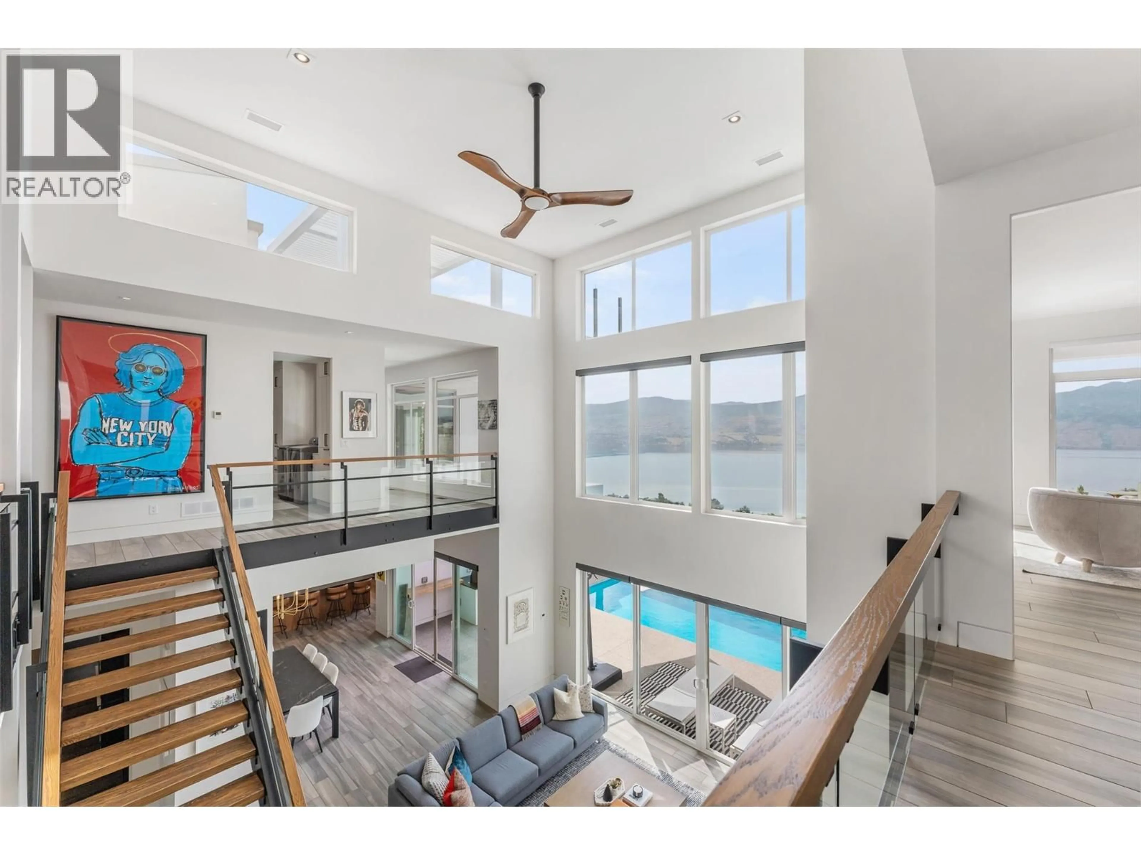 Indoor foyer for 1384 PINOT NOIR DRIVE, West Kelowna British Columbia V4T3J1