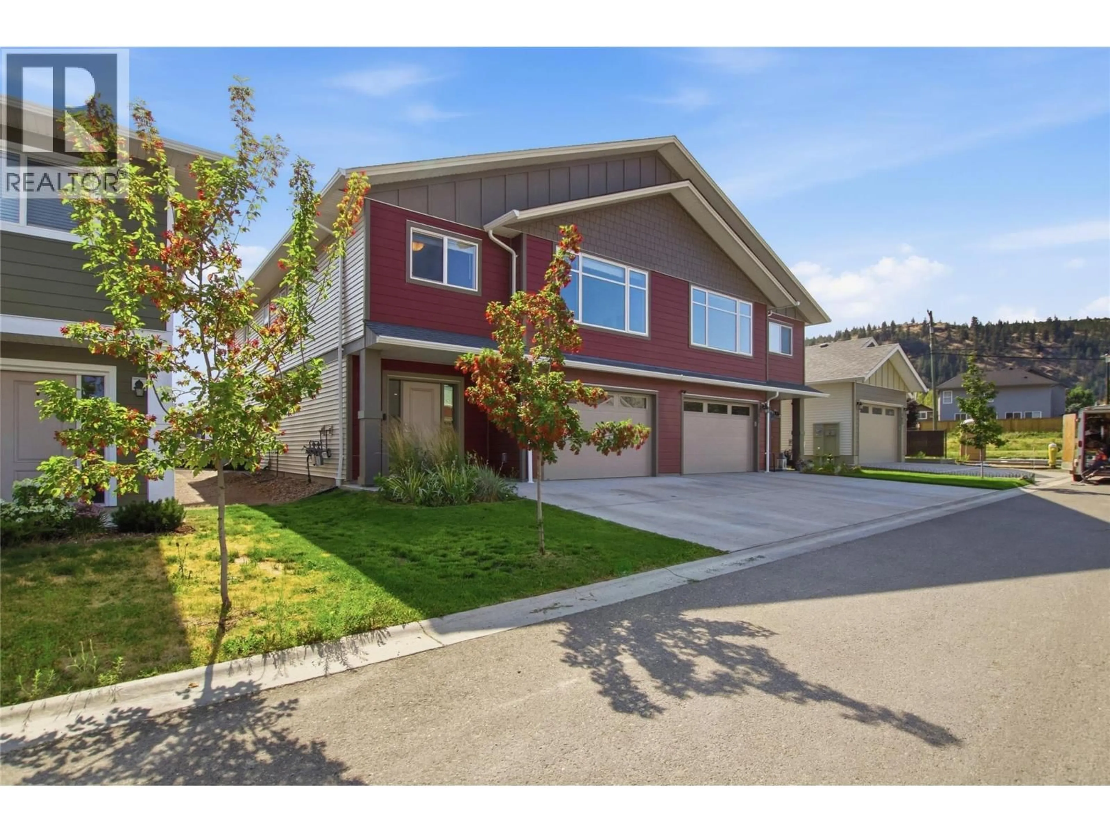 Home with vinyl exterior material, street for 190 - 8800 DALLAS DRIVE, Kamloops British Columbia V2C6V4