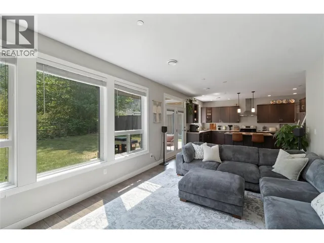 8901 GRIZZLY CRESCENT, Kamloops 4