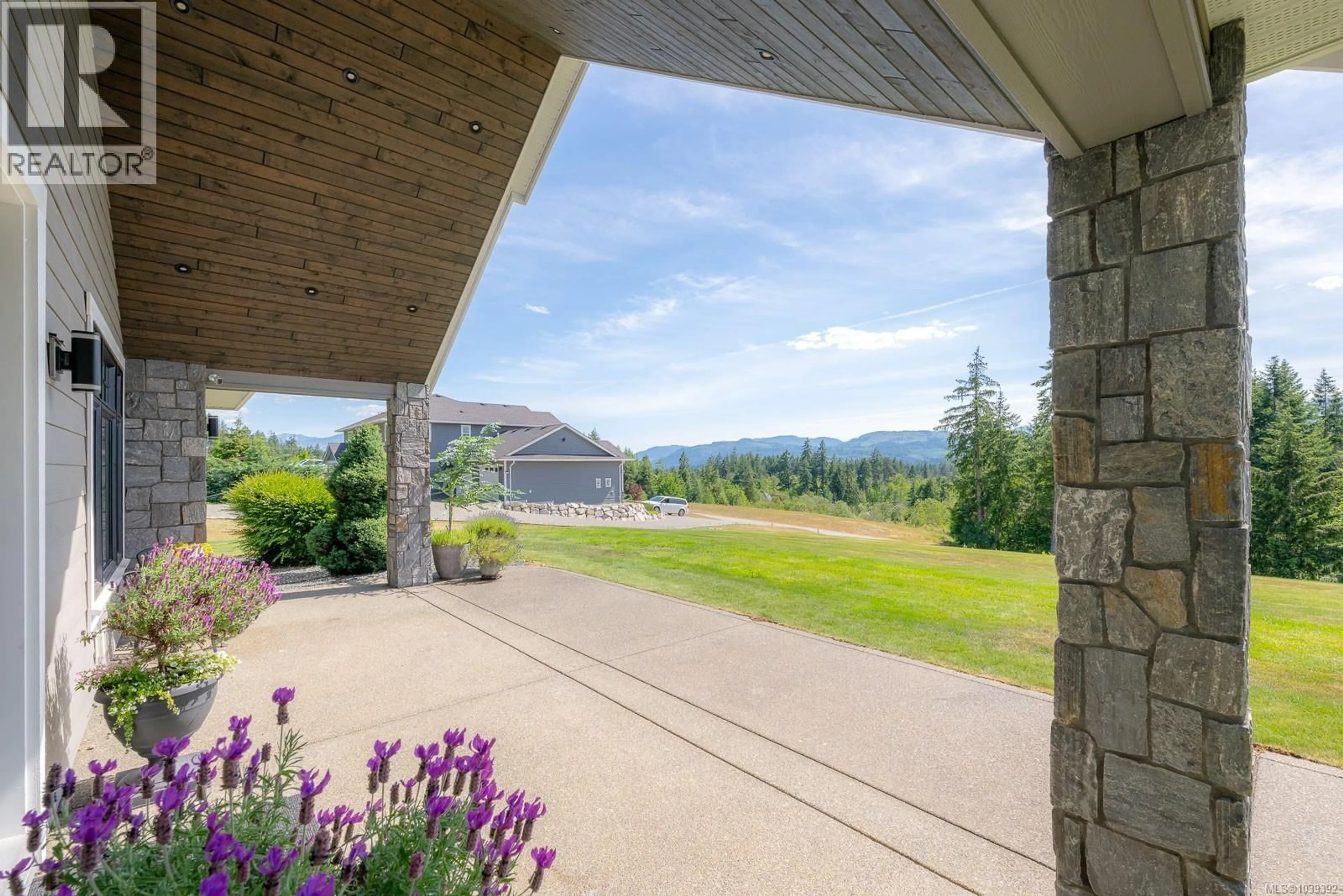 Patio, mountain view for 6181 CHASE DRIVE, Port Alberni British Columbia V9Y0C2