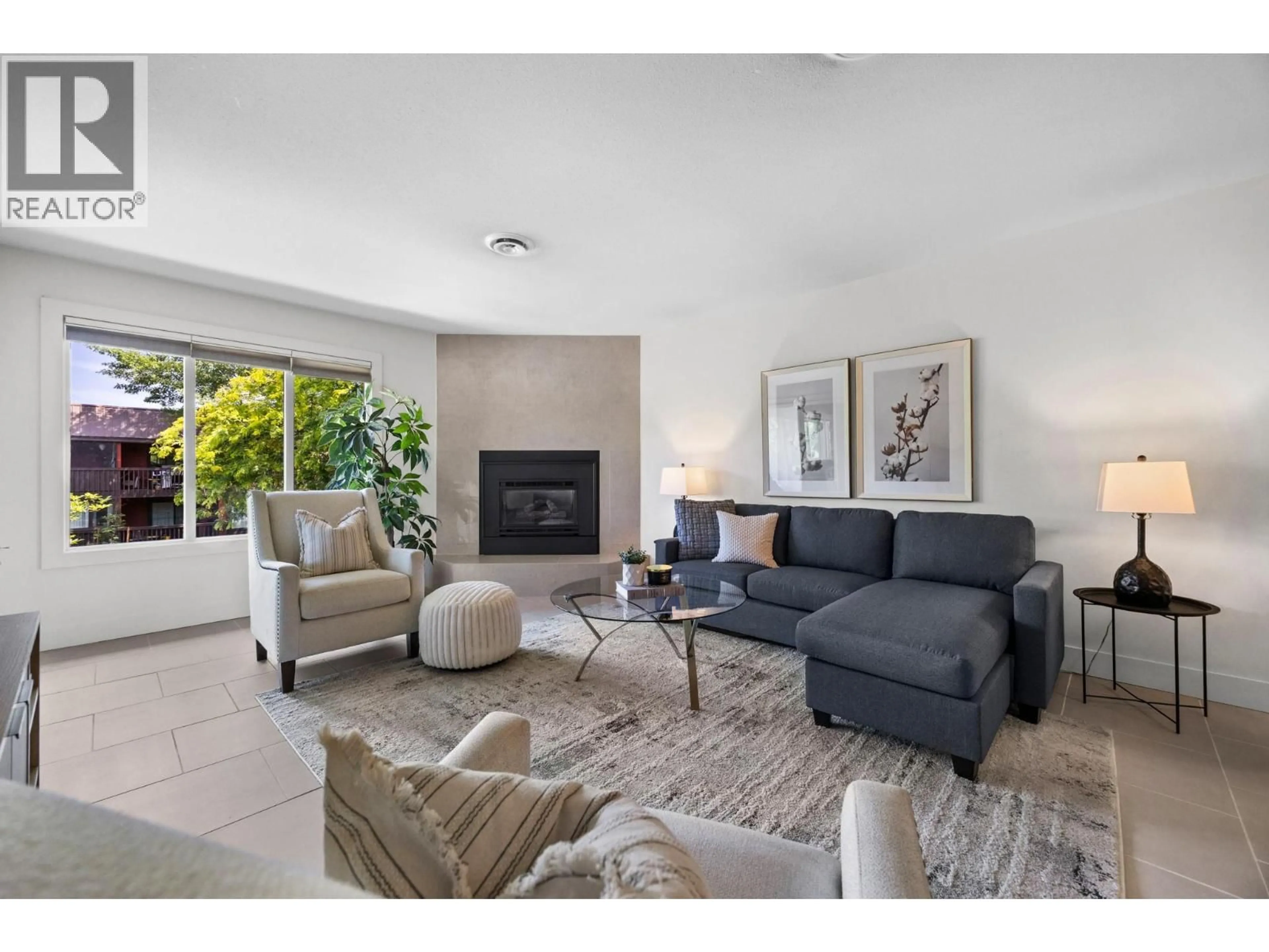 Living room with furniture, unknown for 201 - 1870 PARKINSON WAY, Kelowna British Columbia V1Y8C9