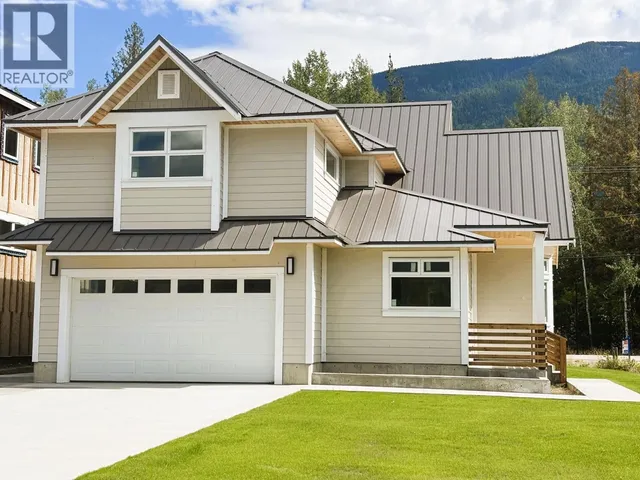 2014 LANZO LANE, Revelstoke 3