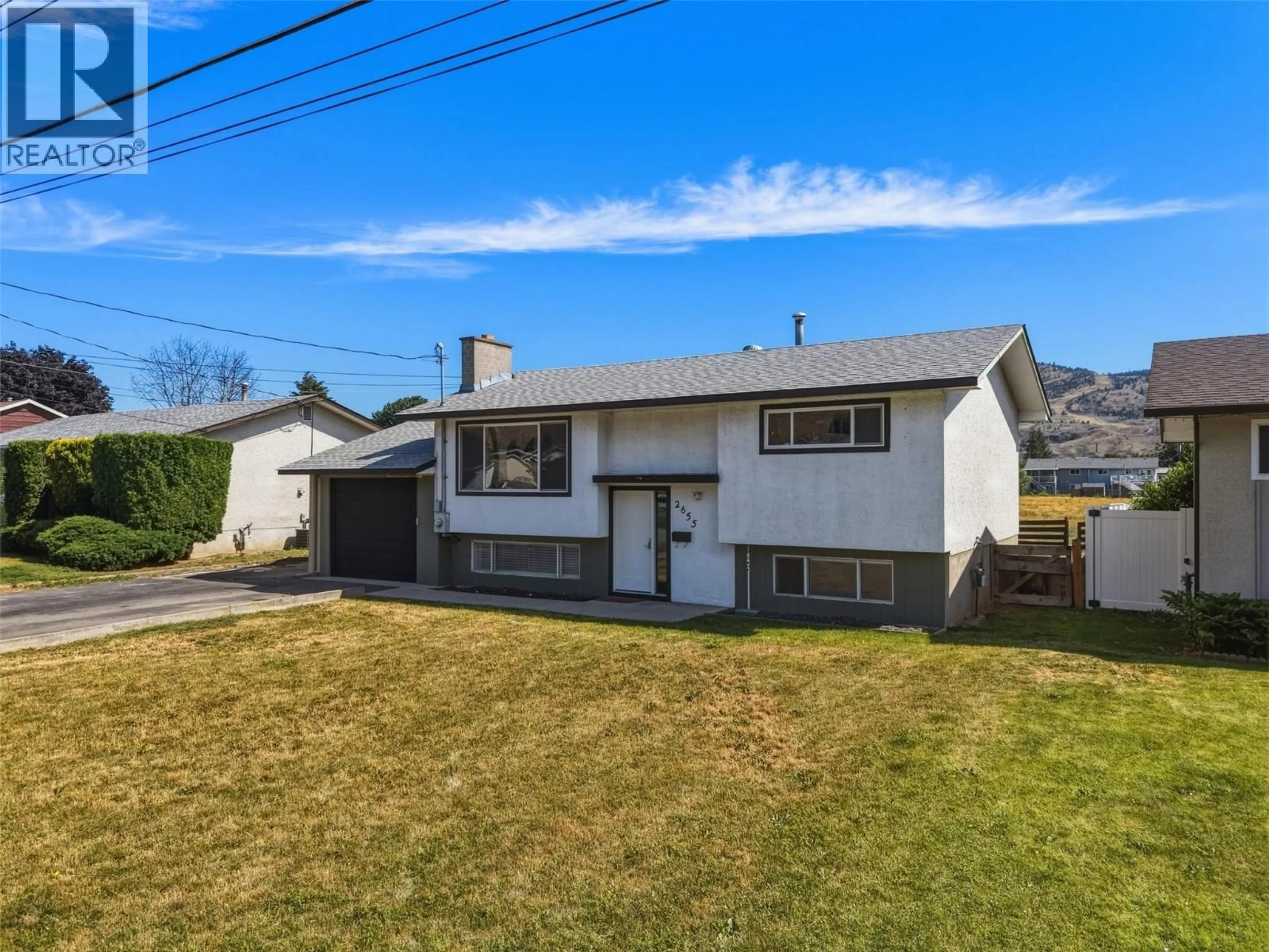 Home with vinyl exterior material, street for 2655 ARGYLE AVENUE, Kamloops British Columbia V2B4T6