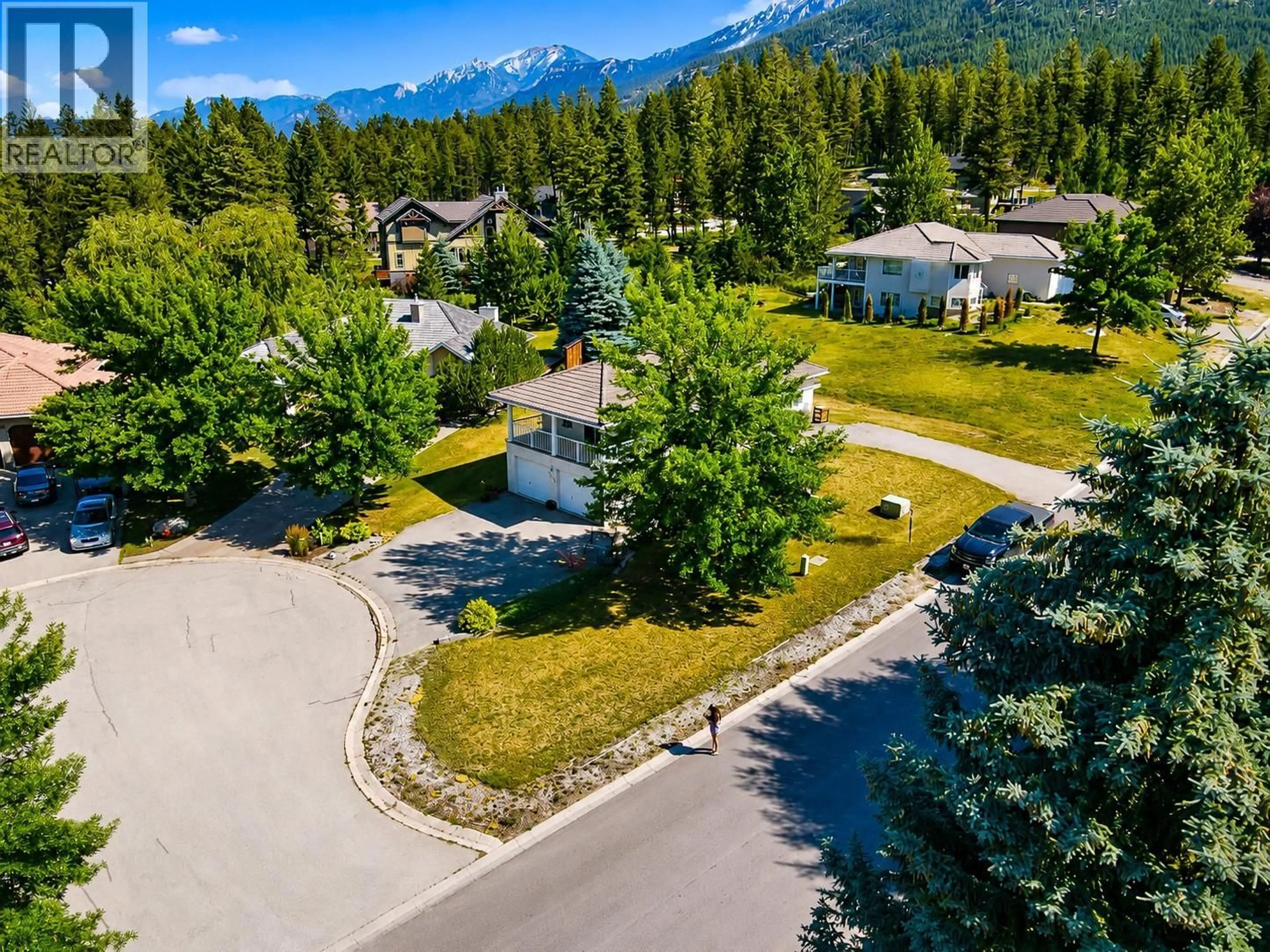 A pic from outside/outdoor area/front of a property/back of a property/a pic from drone, mountain view for 5031 RIVERVIEW ROAD, Fairmont Hot Springs British Columbia V0B1L1